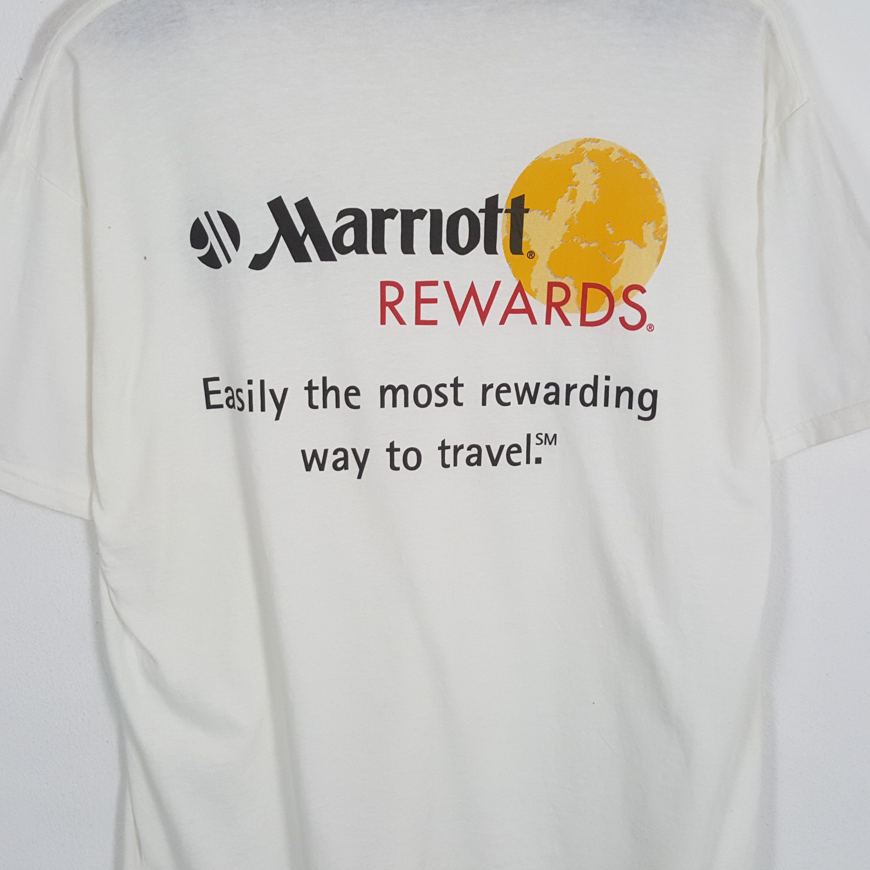 Vintage MARRIOT REWARDS Visa MasterCard Vintage Tshirt Size US XL / EU 56 / 4 - 2 Thumbnail