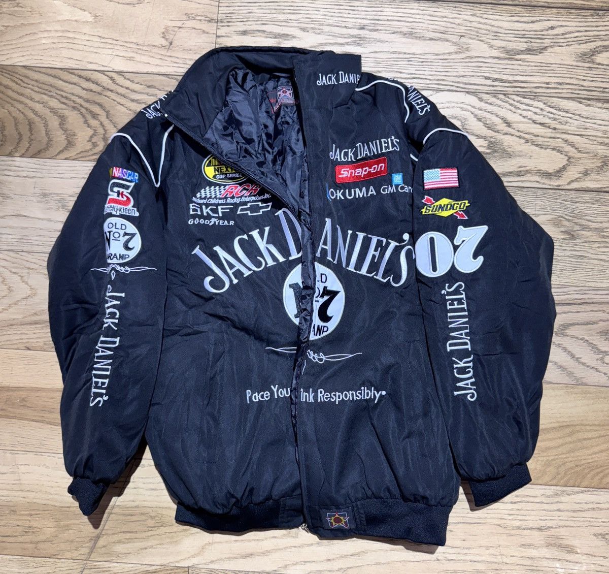 NASCAR × Vintage Embroidered NASCAR bomber jacket Porsche size L Size US L / EU 52-54 / 3 - 4 Thumbnail