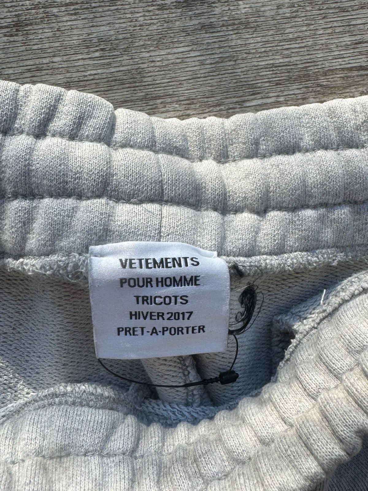 Vetements Vetemens DEMNA GVASALIA 2017 ELEVEN INCH GUN CLUB Size US 29 - 2 Thumbnail