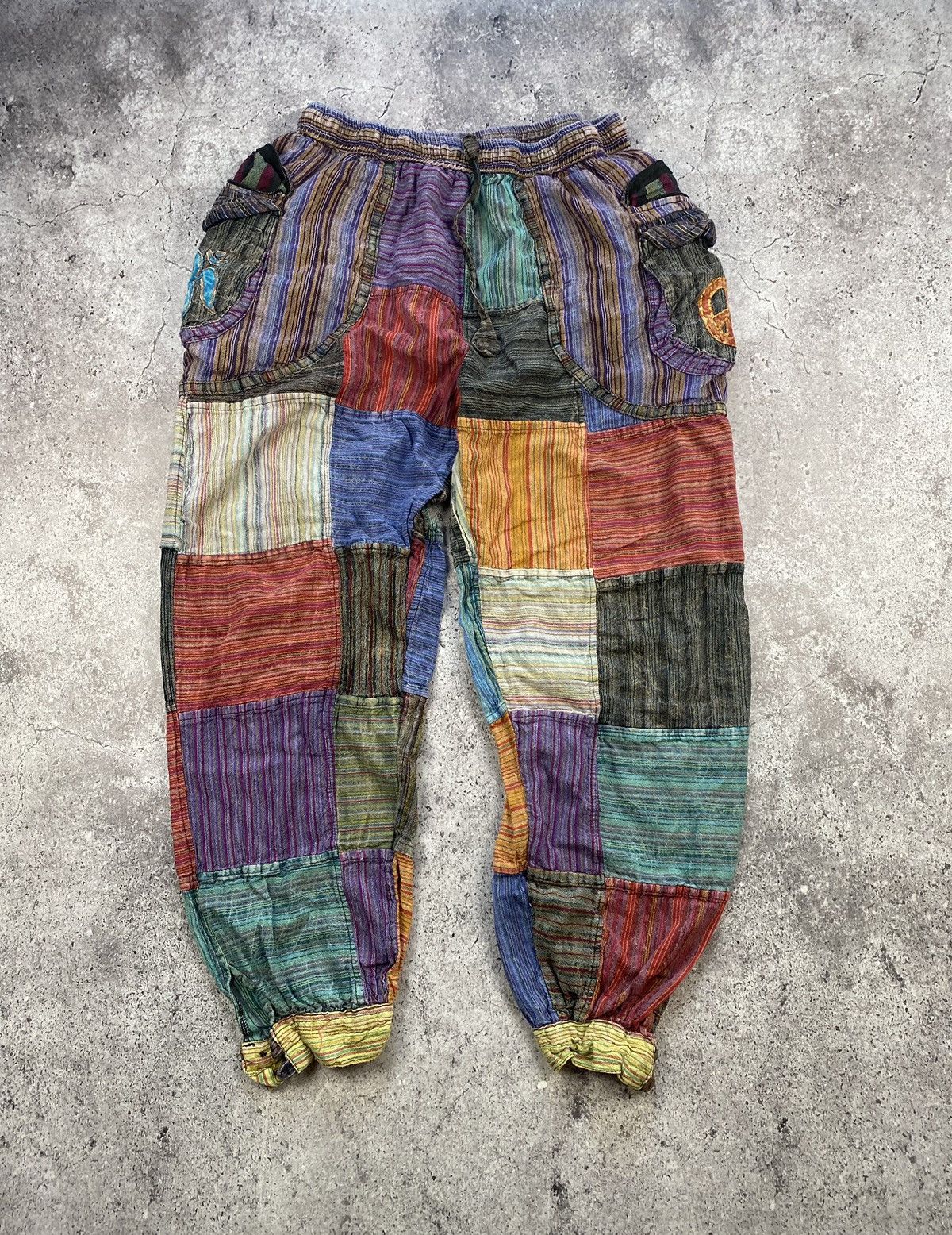 Japanese Brand Vintage NEPAL patchwork cargo pants Junya Watanabe JAPANESSE Size US 34 / EU 50 - 2 Thumbnail