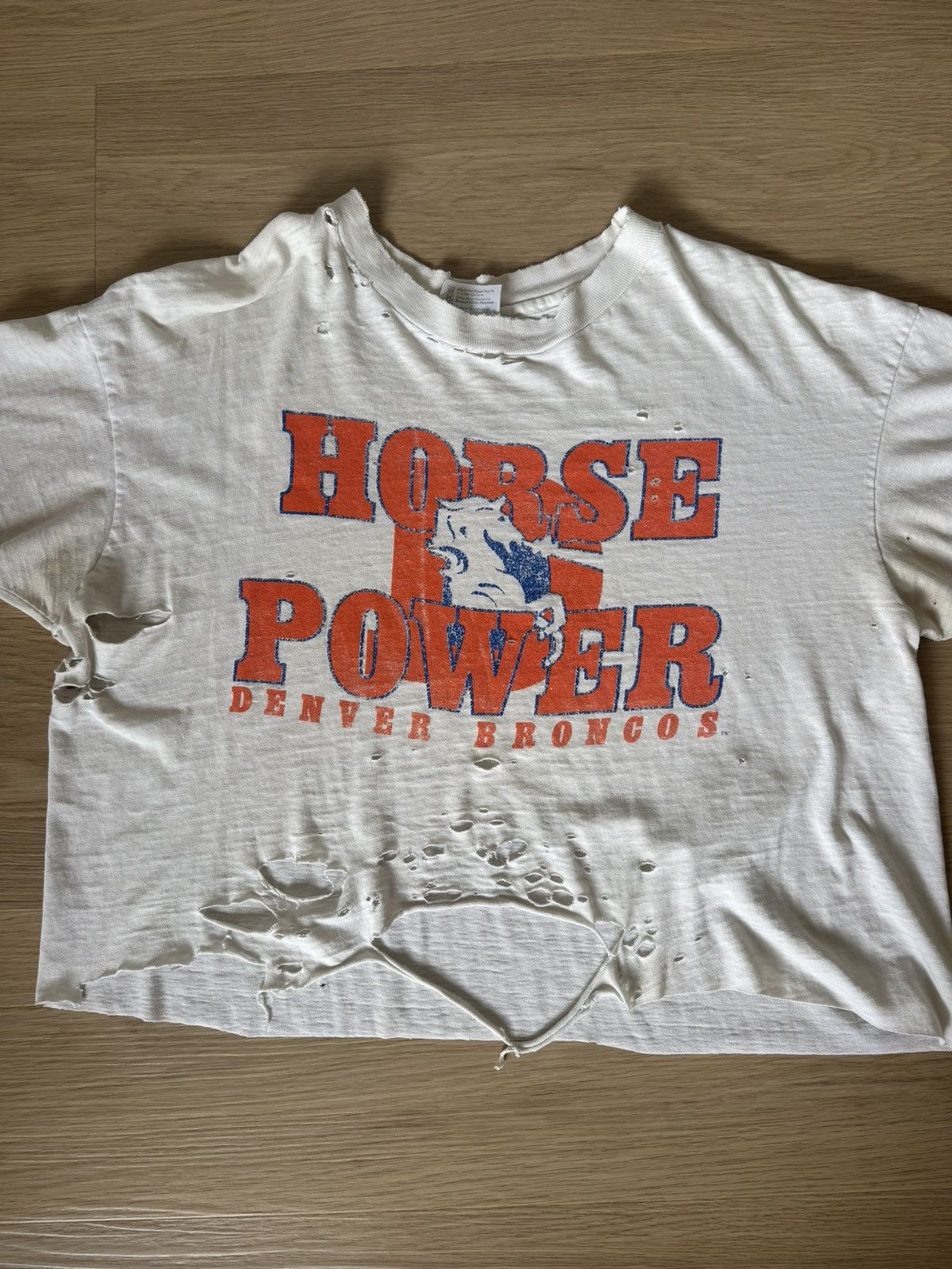 Vintage Vintage 80s Hanes Cropped Horse Power Broncs Tshirt Size US XL / EU 56 / 4 - 1 Thumbnail