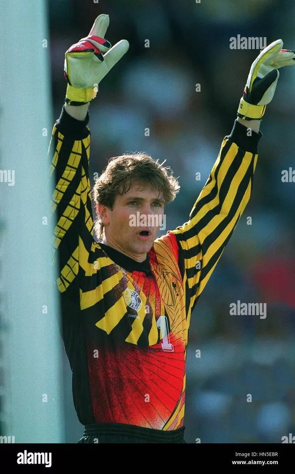 Vintage ADIDAS GOALKEEPER 90s SOCCER JERSEY RETRO FOOTBALL SHIRT Size US L / EU 52-54 / 3 - 14 Thumbnail