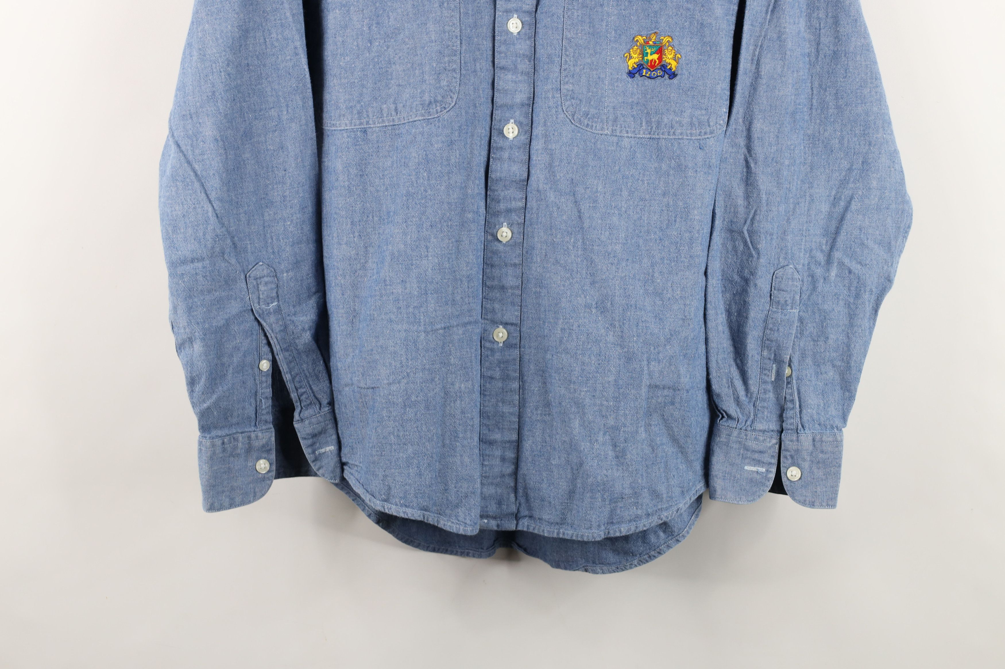 Izod Vtg 80s 90s Izod Crest Chambray Collared Button Down Shirt Size US M / EU 48-50 / 2 - 3 Thumbnail