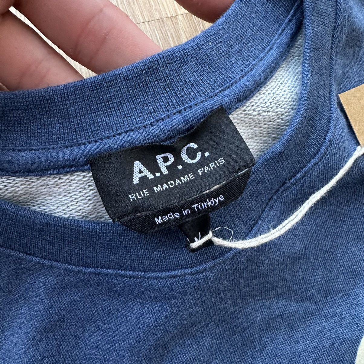 A.P.C. A.P.C Mens Flocked Logo Sweatshirt Pullover Streetwear Y2K Size US M / EU 48-50 / 2 - 8 Thumbnail