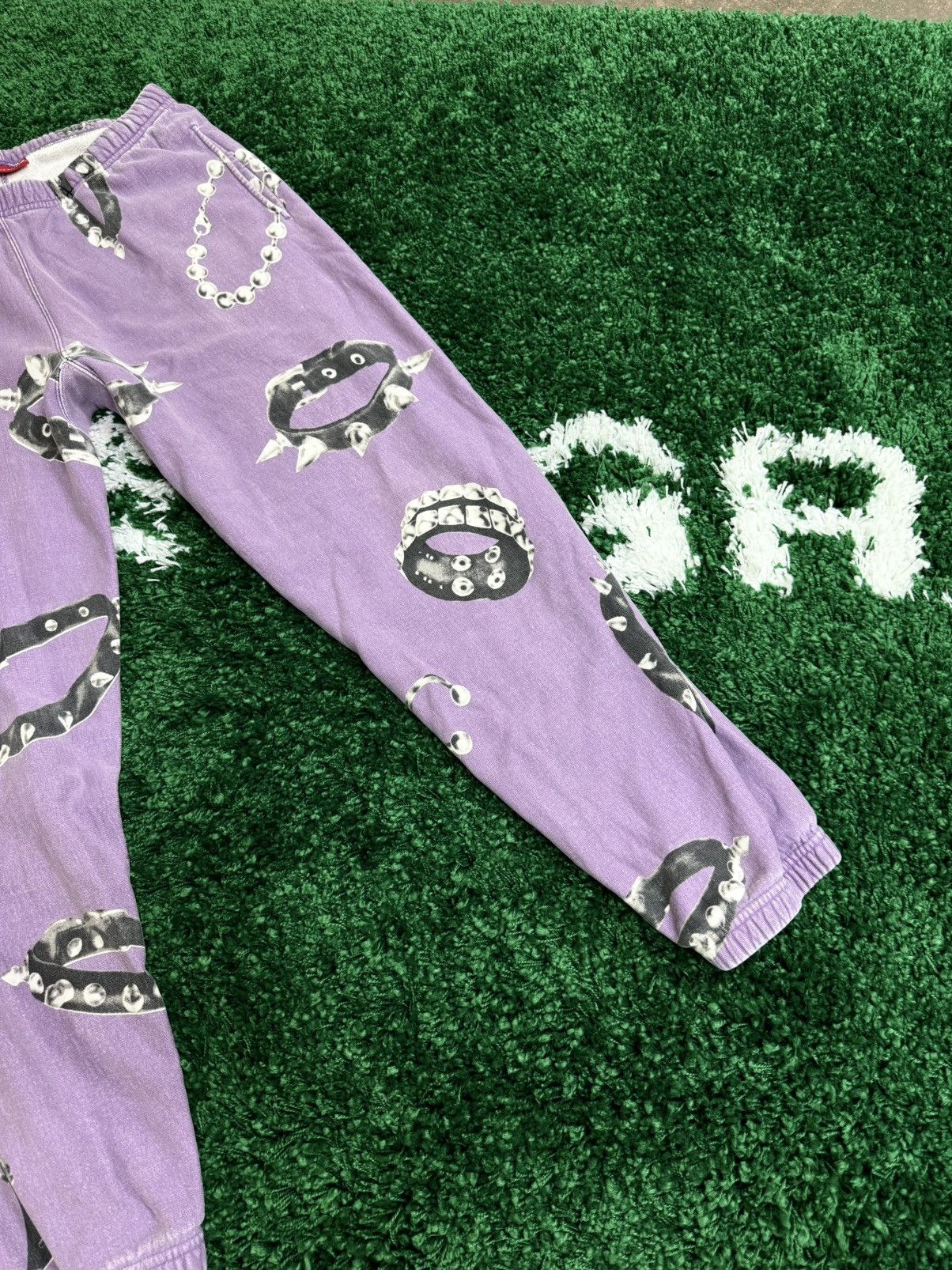 Supreme Supreme Studded Collars Sweatpant Violet Medium 32 Size US 32 / EU 48 - 3 Thumbnail