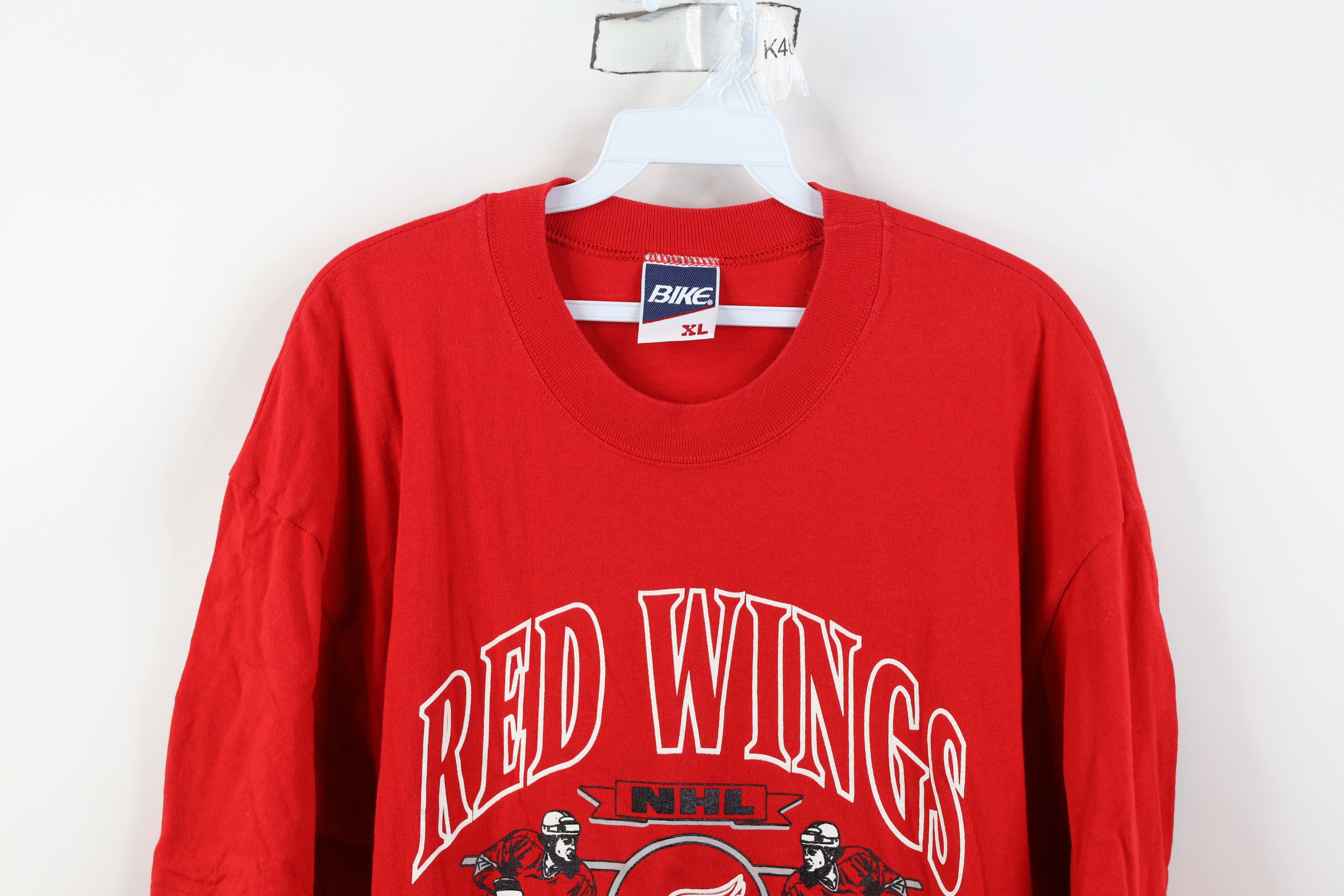 Vintage Vintage 90s Red Wings Hockey Short Sleeve T-Shirt Red USA Size US XL / EU 56 / 4 - 2 Thumbnail