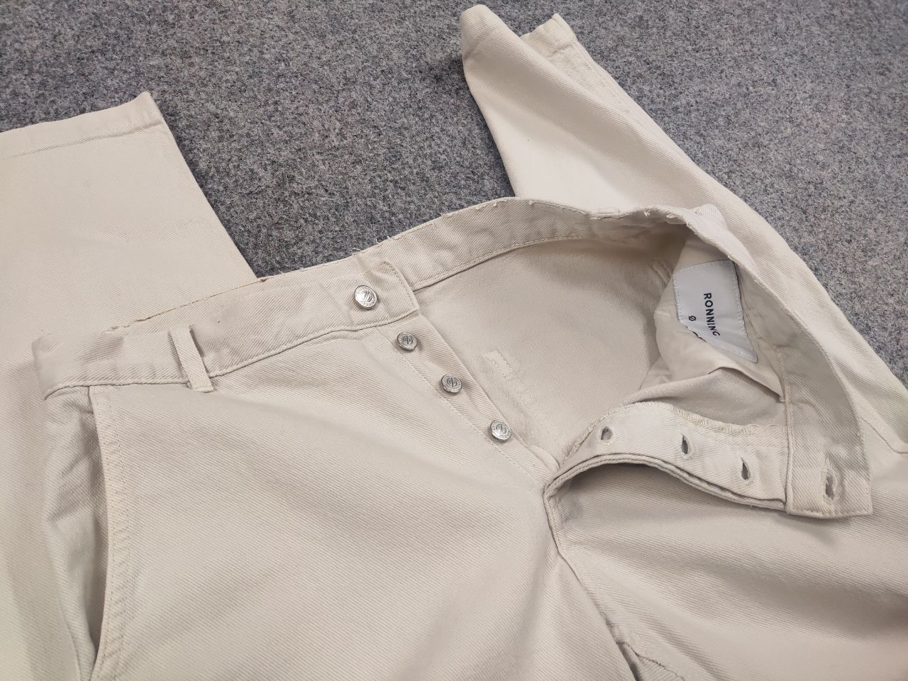 Ronning Ronning Portugal Design Casual beige Denim Jeans Loose Fit Size US 30 / EU 46 - 9 Thumbnail