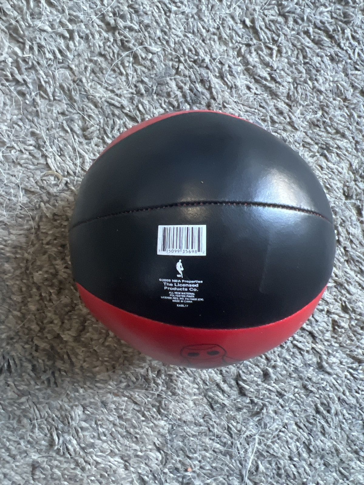 NBA 2009 NBA Chicago Bulls Mini Squishy Basketball Size ONE SIZE - 4 Thumbnail