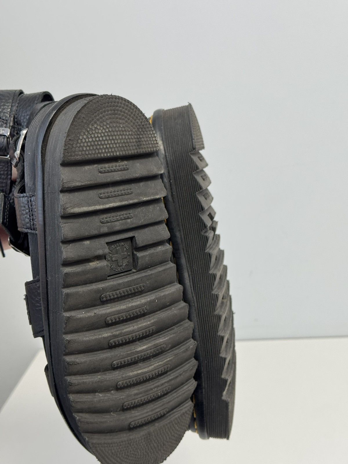 Dr. Martens Dr. MARTENS OLSON SANDALS LADIES SIZE UK6 EU39 CONDITION Size US 8.5 / IT 38.5 - 13 Thumbnail