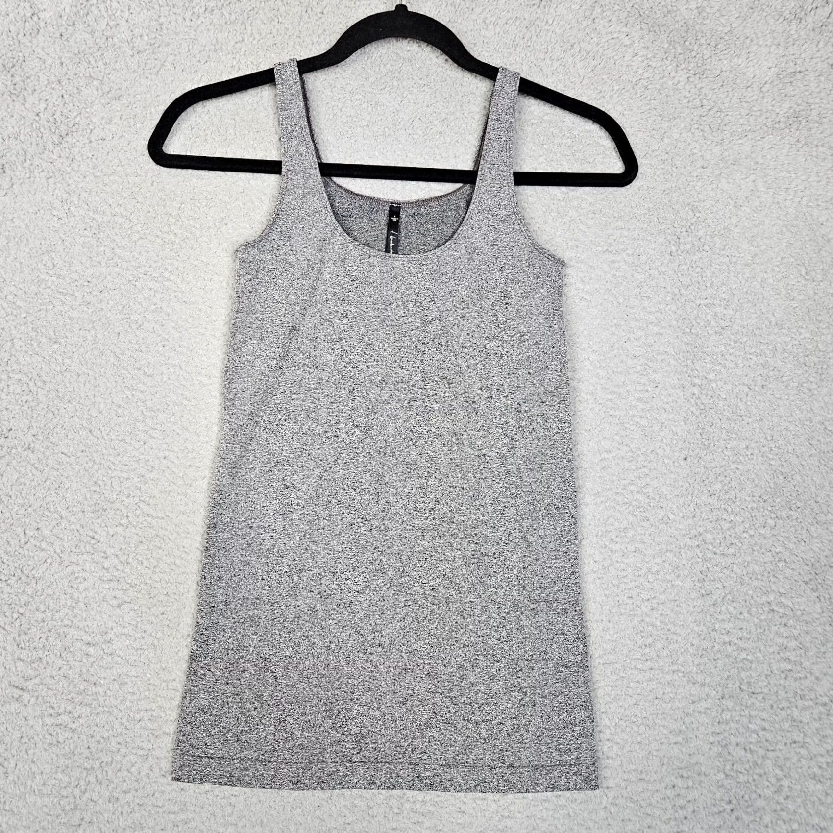 Vintage T.Babaton Women's Tank Top Round Neck Sleeveless Gray Size S USA Made in USA Shirt Casual Size S / US 4 / IT 40 - 6 Thumbnail
