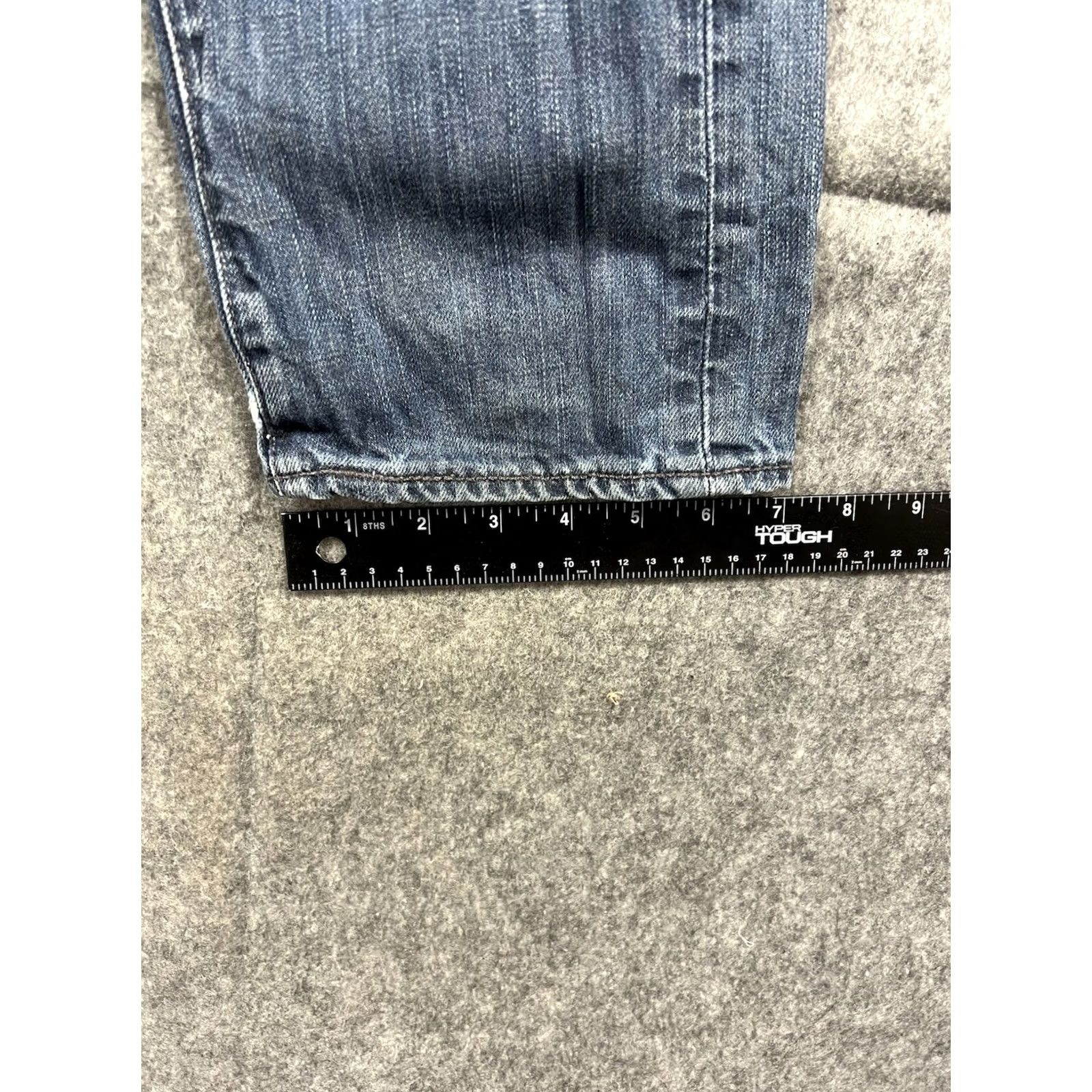 Levi's VTG Levi's 513 Jeans Slim Straight Men’s Denim Blue Size 33x34 Distressed 5-Pocket Mid Rise Leather Logo Zipper Button Closure USA Mint Condition Size US 33 - 3 Thumbnail