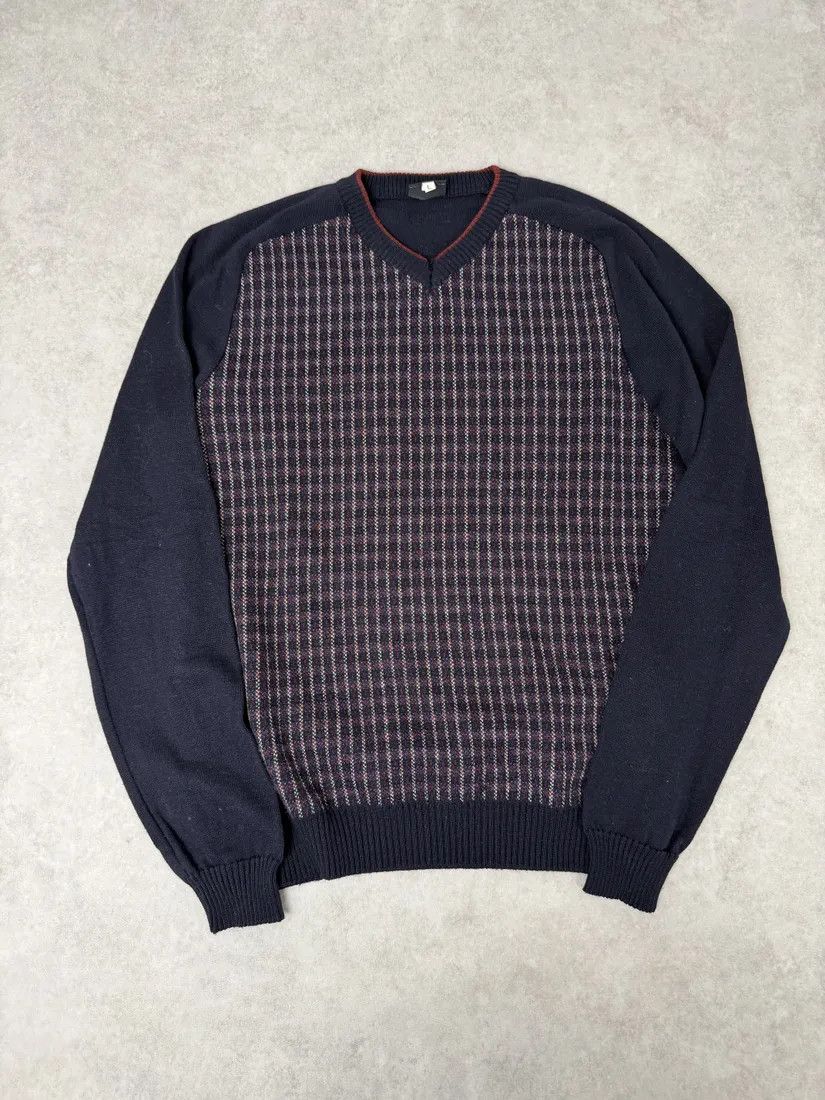 Dolce & Gabbana 2000s Dolce & Gabbana V Neck Navy Wool Sweater Size US S / EU 44-46 / 1 - 6 Thumbnail