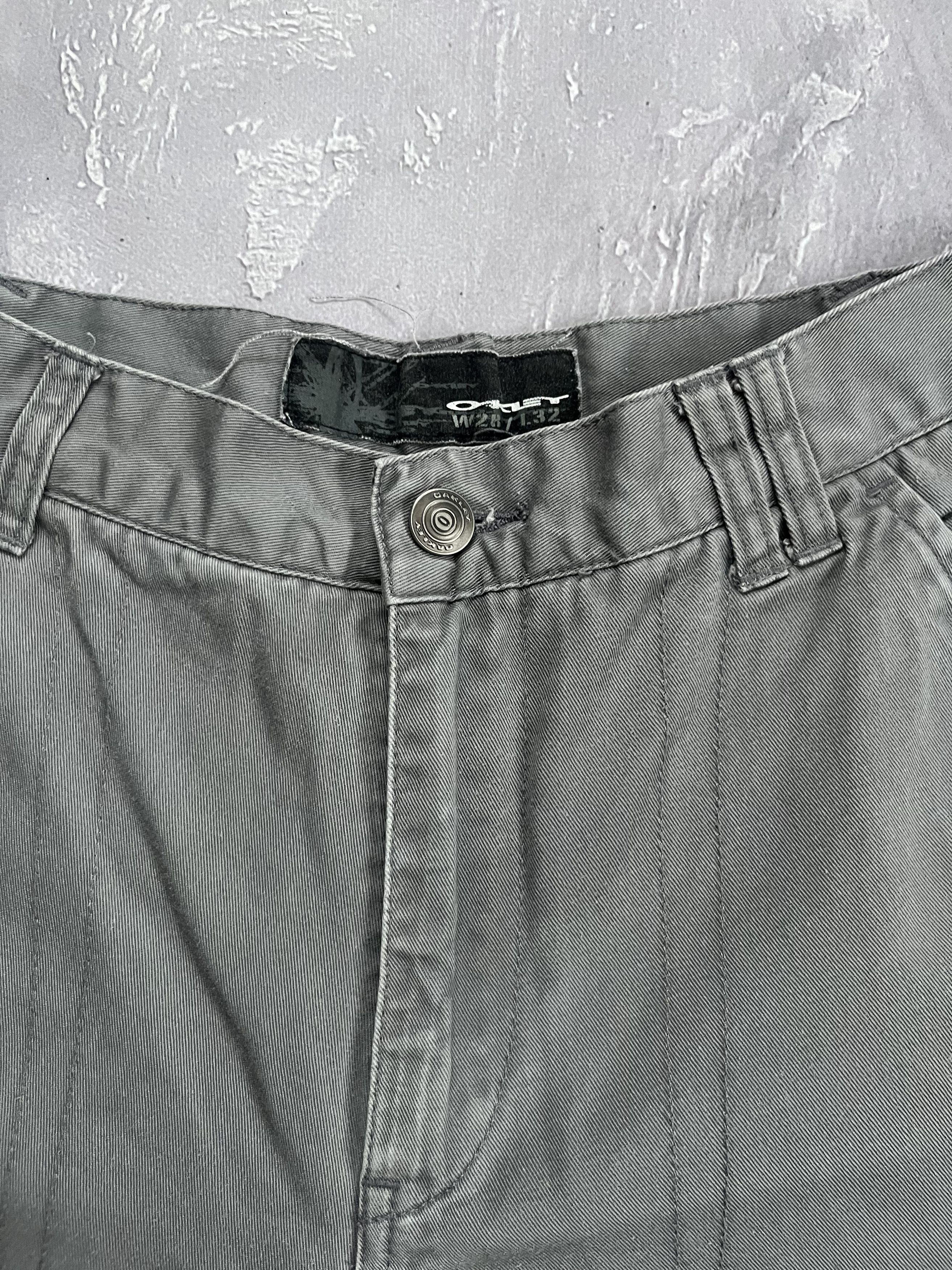 Oakley Oakley Y2K Pants Gray Logo On Back Straight Relaxed Baggy Size US 28 / EU 44 - 8 Thumbnail
