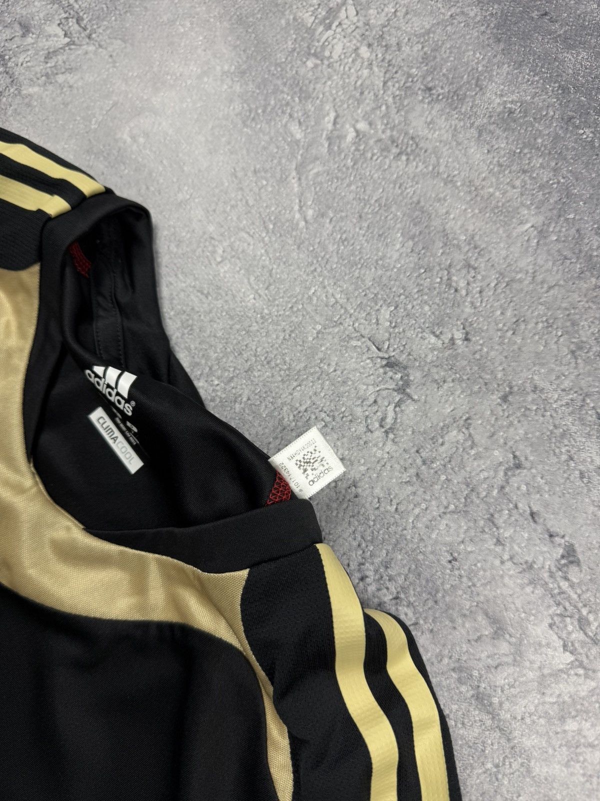 Adidas Vintage Adidas AC Milan Training Top Long Sleeve Jersey Size US L / EU 52-54 / 3 - 16 Thumbnail