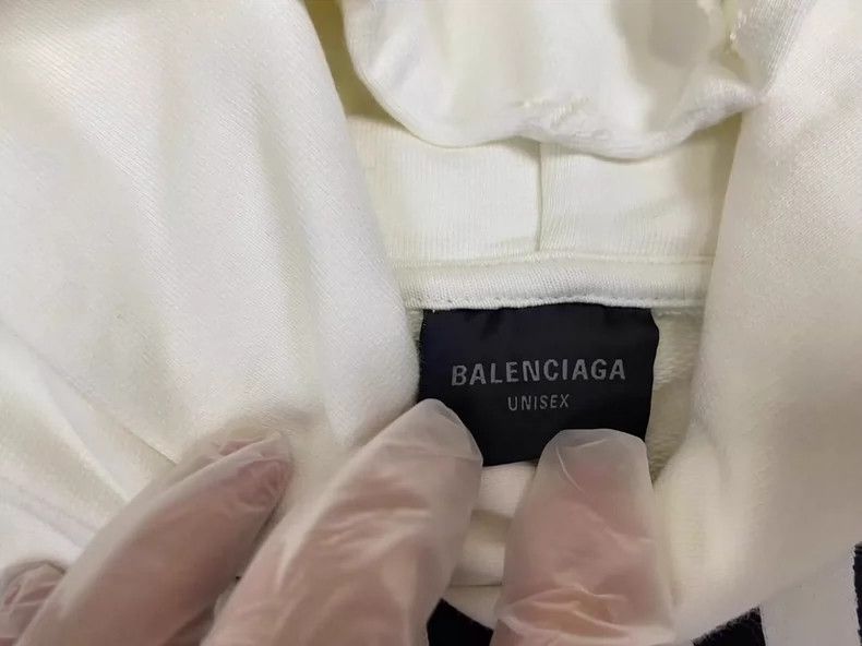Balenciaga Balenciaga Website logo white sweater Size US S / EU 44-46 / 1 - 3 Thumbnail