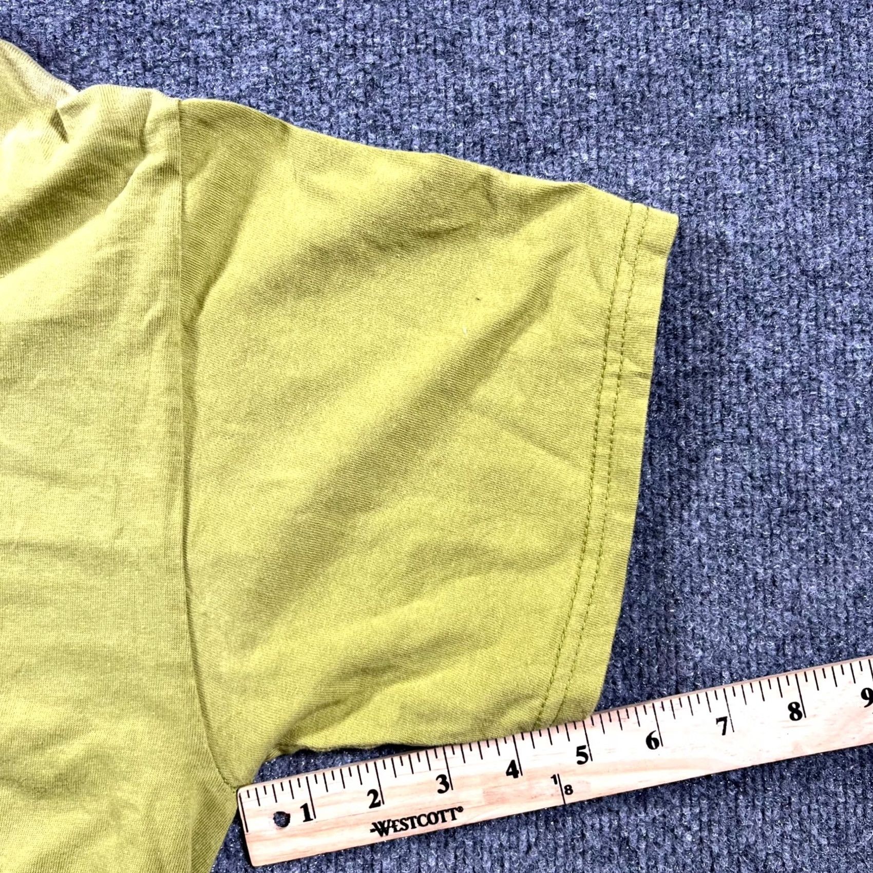 Vintage G.H. Bass & Co. T-Shirt Mens Olive Green Graphic Bear And Arrow 1876 Streetwear Large Size US L / EU 52-54 / 3 - 6 Thumbnail