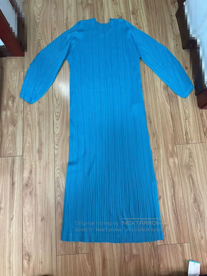 Issey Miyake Issey Miyake Lake Blue Pleated Dress Size M / US 6-8 / IT 42-44 - 1 Thumbnail