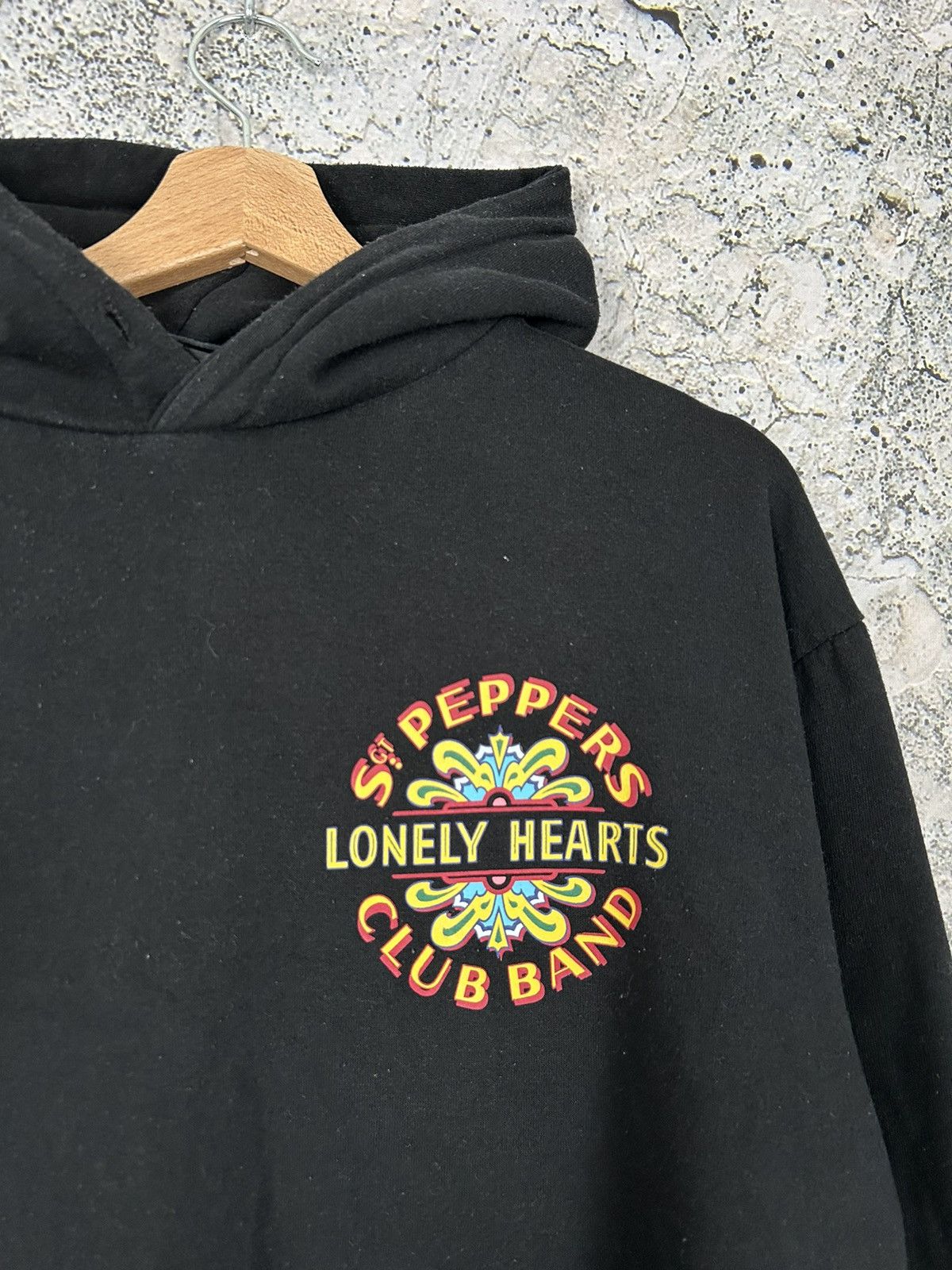 Band Tees The Beatles Lonely Hearts Rock Band Hoodie Y2K 00s Size US M / EU 48-50 / 2 - 4 Thumbnail