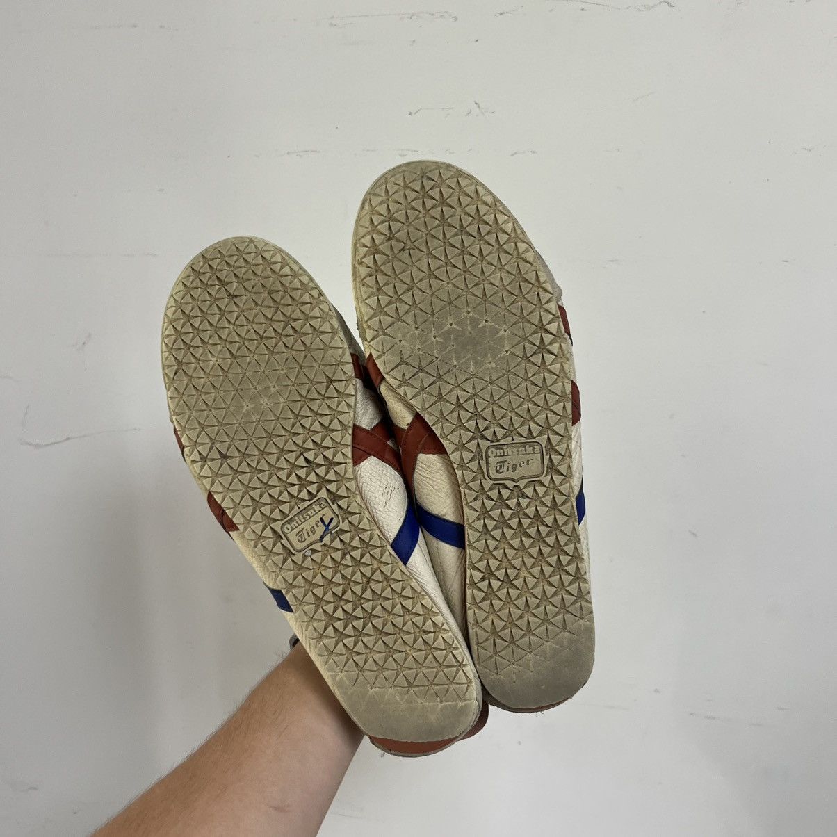 Asics Vintage ASICS onitsuka tiger 66 sneakers shoes Size US 10 / EU 43 - 7 Thumbnail