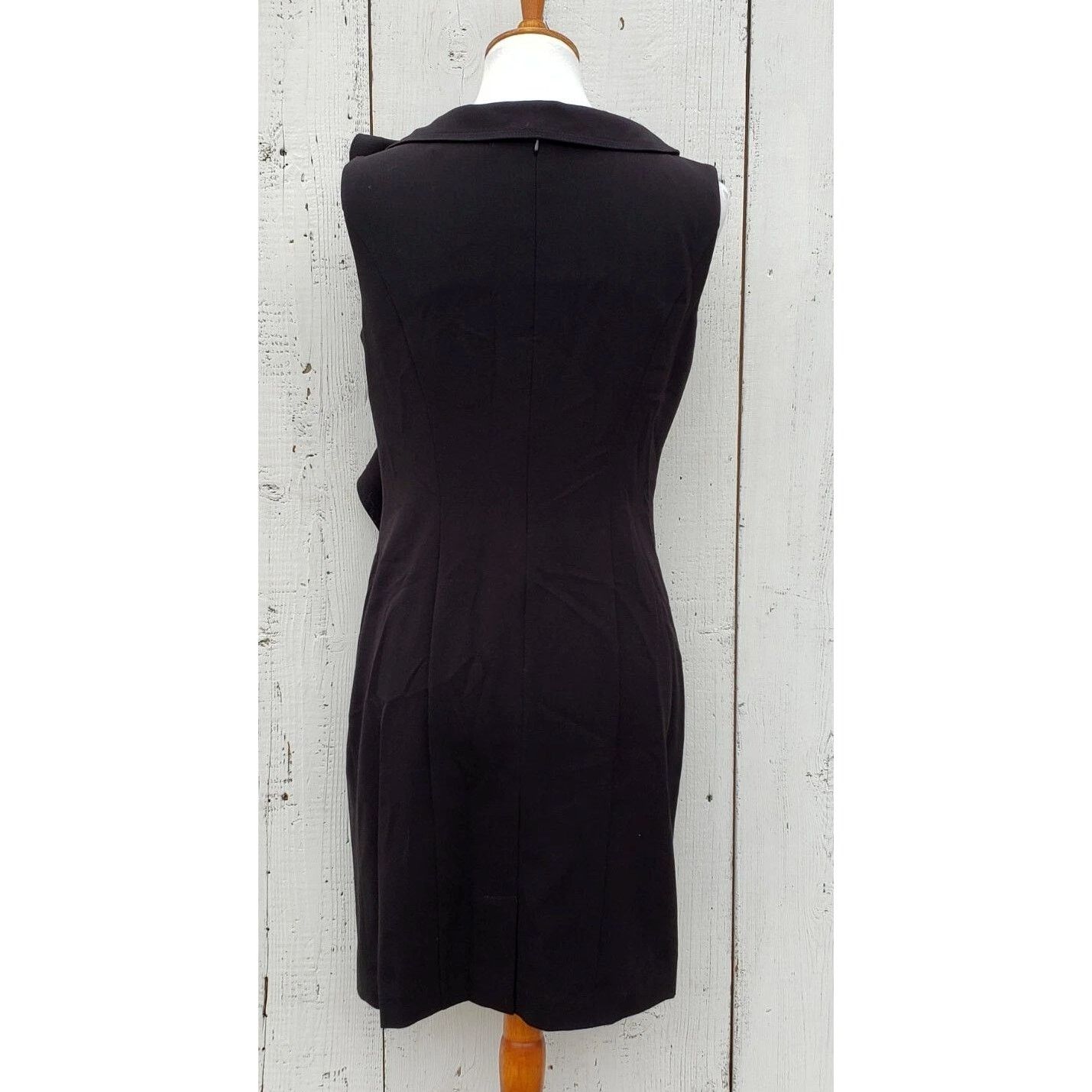 Calvin Klein Size 6 CALVIN KLEIN Sleeveless Knee Length LBD Sheath Dress Size M / US 6-8 / IT 42-44 - 5 Thumbnail