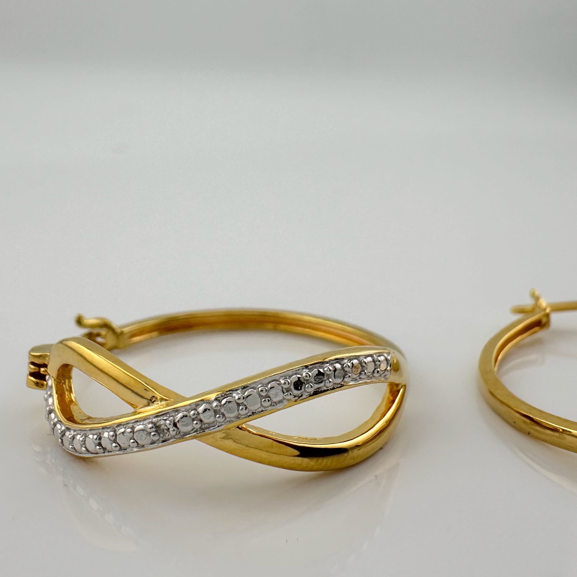 Other Beautiful Infinity Hoop Earrings Sterling 14kt Gold Overlay Size ONE SIZE - 16 Thumbnail