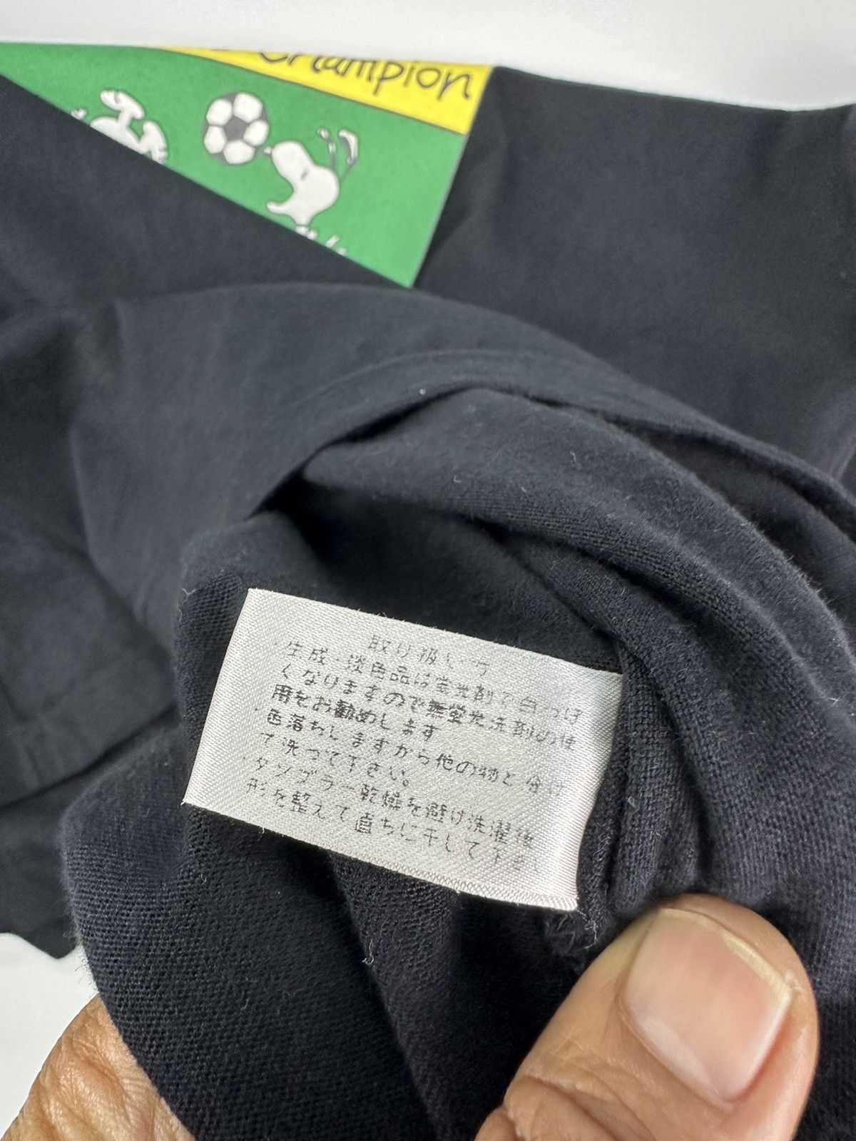 Peanuts × Vintage Vintage Snoopy We Are The Champion Tshirt A583 Size US M / EU 48-50 / 2 - 11 Thumbnail