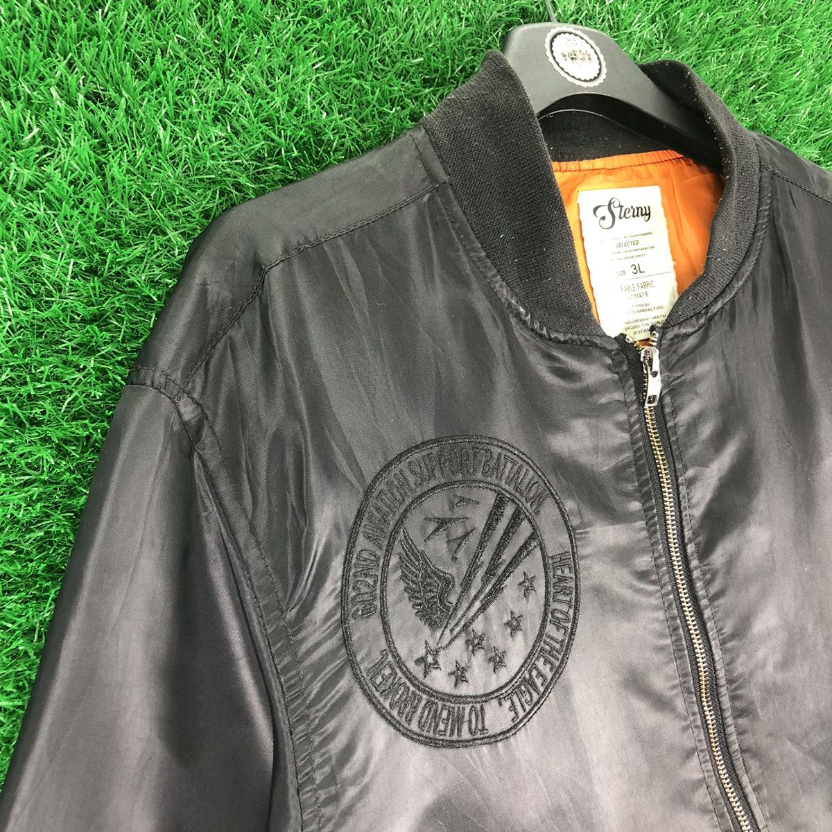 Japanese Brand Vintage Bomber Jacket MA-1 Embroidered Logo Size US L / EU 52-54 / 3 - 2 Thumbnail