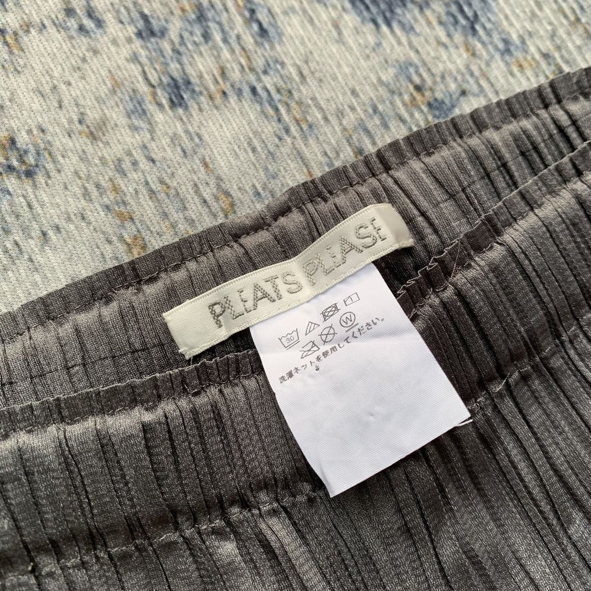 Pleats Please Issey Miyake Rare Vintage Issey Miyake Pleats Please Trousers Pants Size 30" / US 8 / IT 44 - 4 Thumbnail