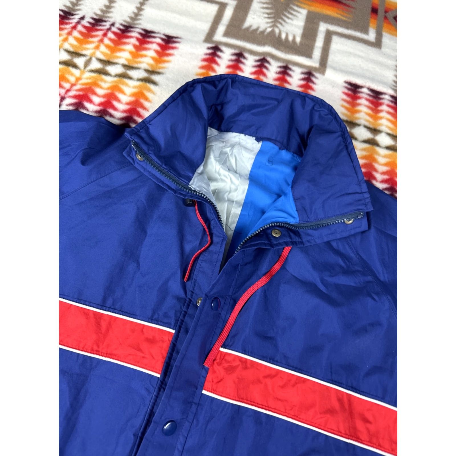 Vintage Unbranded Windbreaker Rain Jacket Blue Red Mens L Apx Jacket Blue Red Mens L Windbreaker Unbranded Apx Size US L / EU 52-54 / 3 - 2 Thumbnail