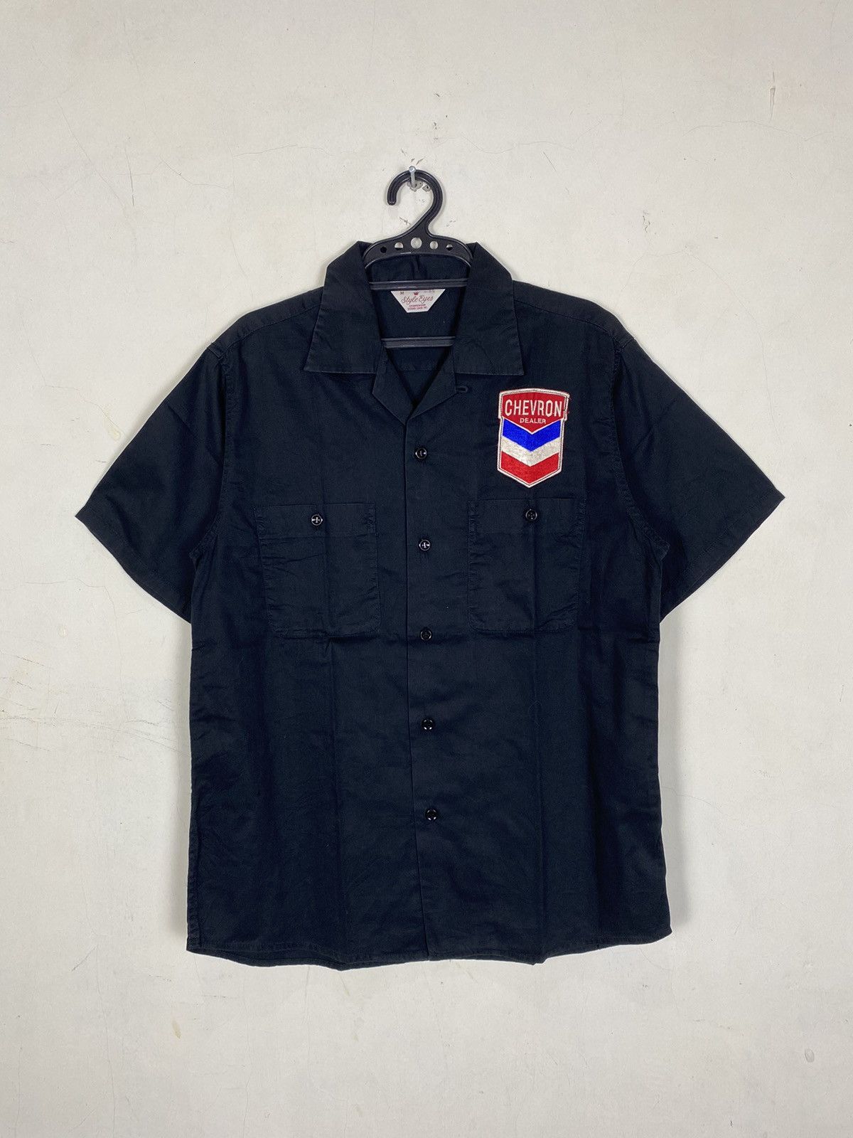 Toyo Enterprises Vintage Style Eyes Chevron Dealer Bowling Shirt Size US M / EU 48-50 / 2 - 1 Thumbnail