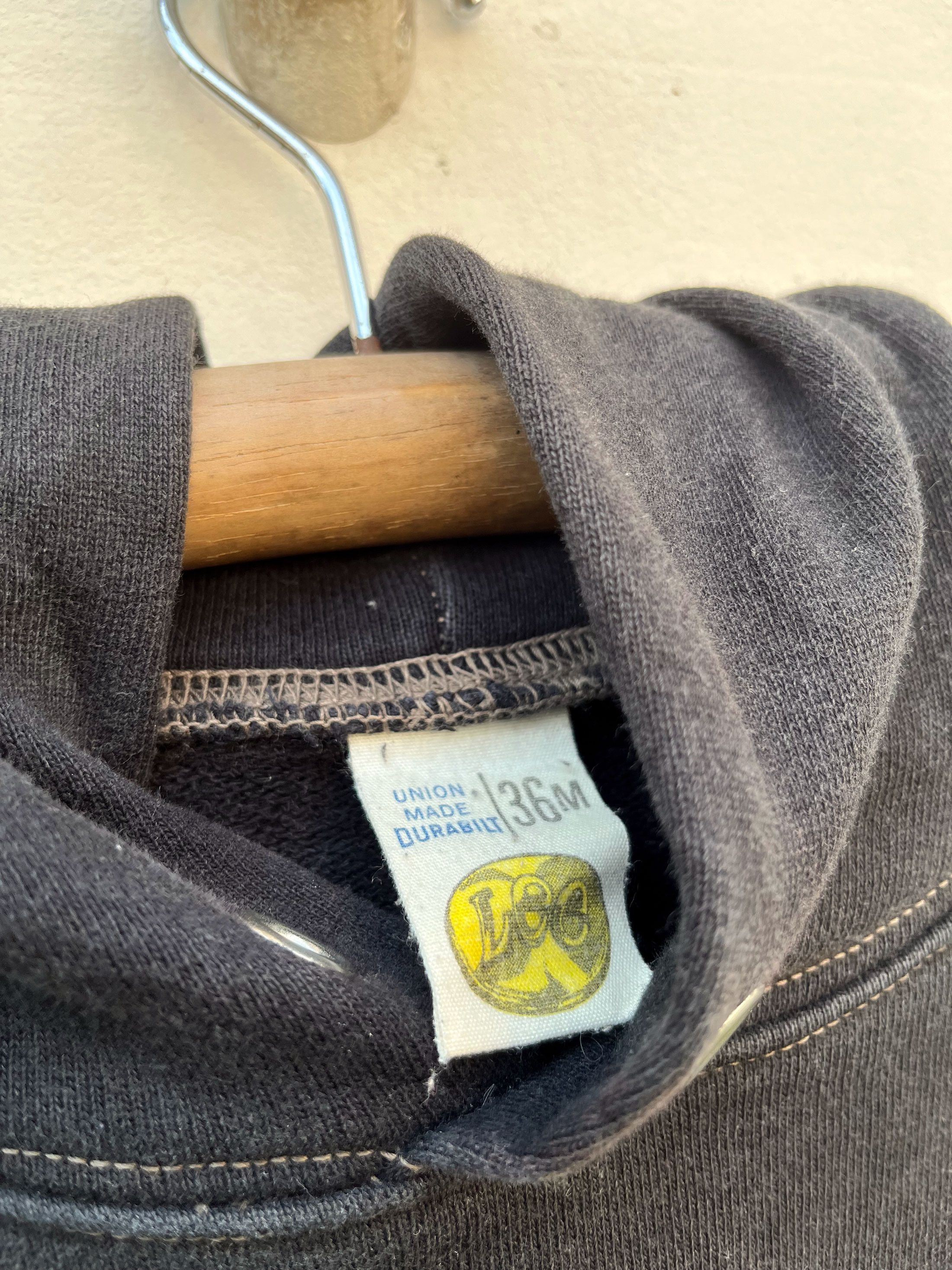 Lee × Sci-Fi Fantasy Union Made Durabilt Vintage Snoopy Hooded Sweater Sweatshirt Size US S / EU 44-46 / 1 - 5 Thumbnail