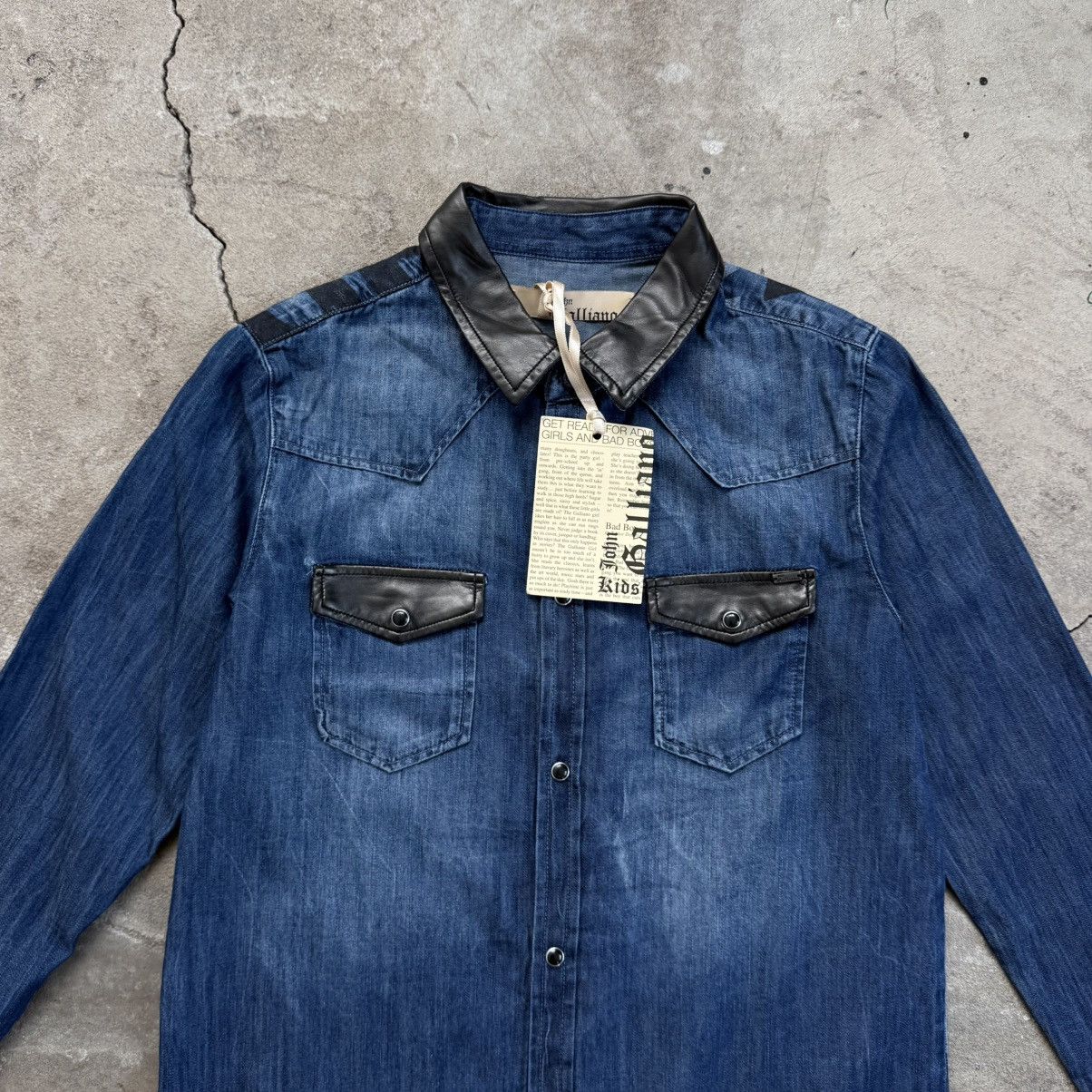 John Galliano John Galliano Button Up Denim Shirt Size M / US 6-8 / IT 42-44 - 3 Thumbnail