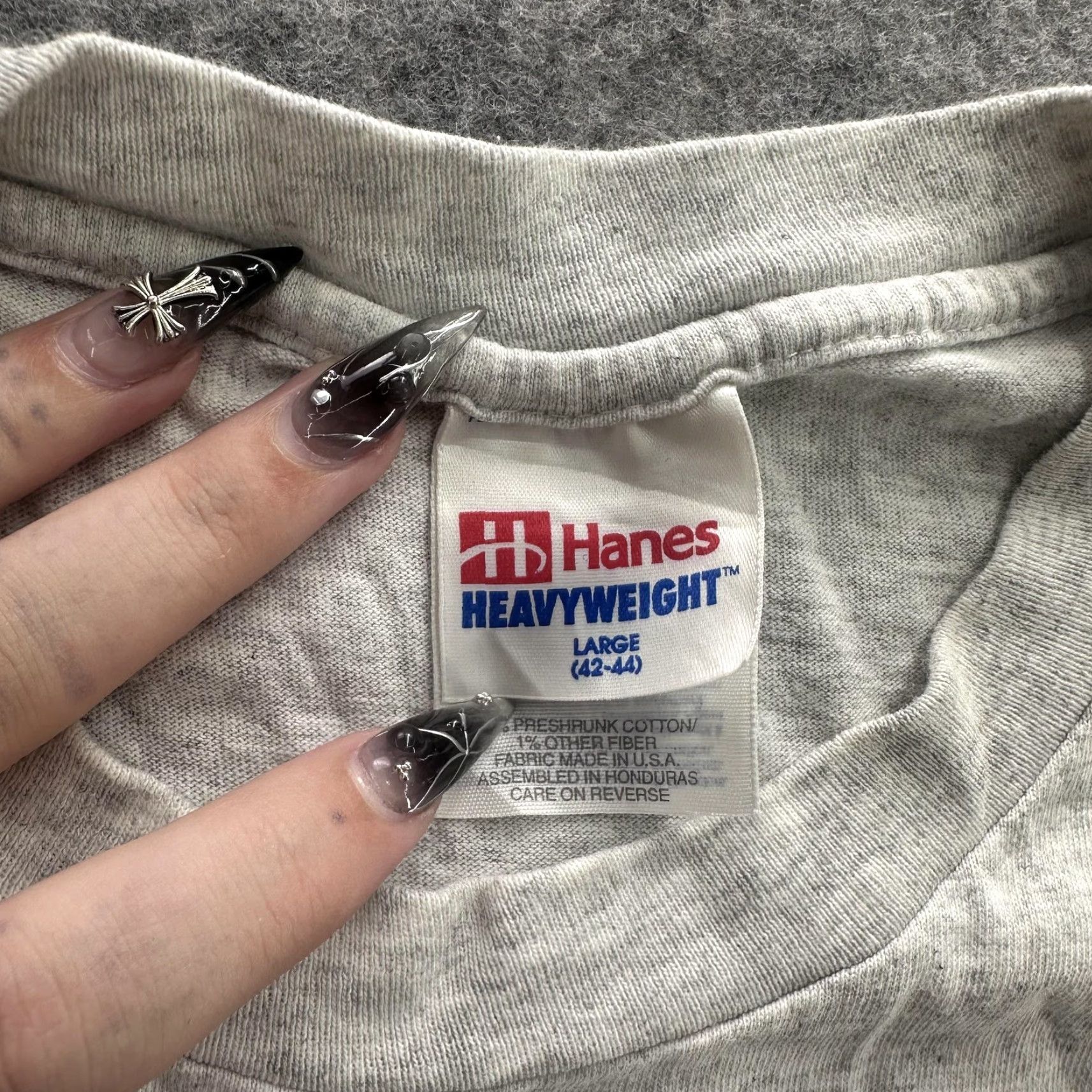 Hanes Sun Saloon and Restaurant Shirt Mens Large Gray Hanes Heavyweight Graphic Print Crew Neck Short Sleeve T-Shirt MN 90s Theme Size US L / EU 52-54 / 3 - 4 Thumbnail