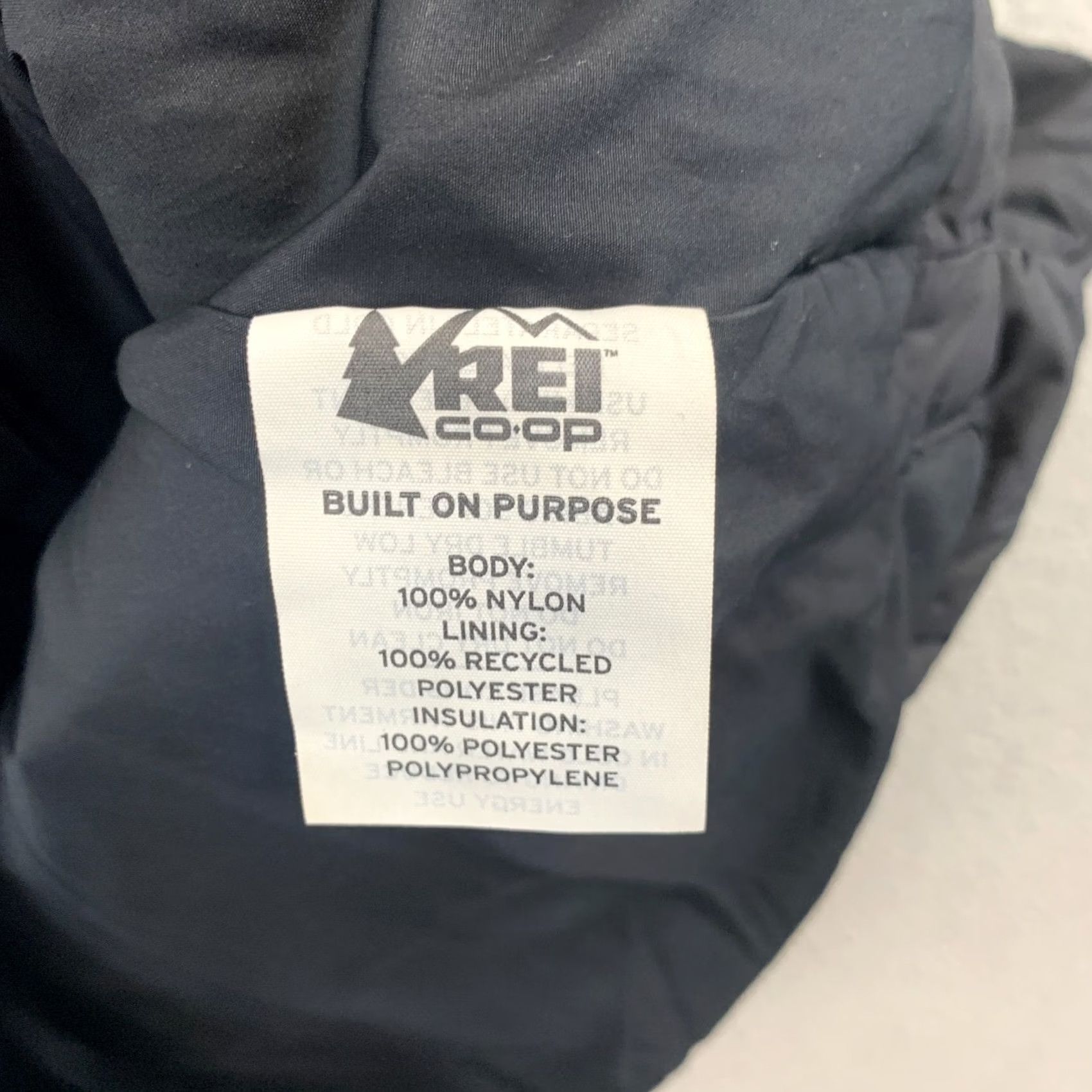 Vintage REI Puffer Vest Mens Medium Insulated Full Zip Black Hiking Outdoors Size US M / EU 48-50 / 2 - 4 Thumbnail