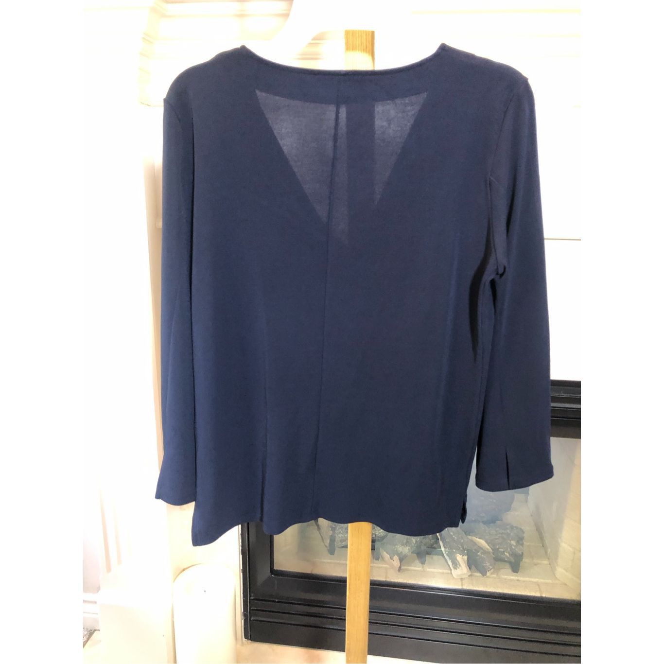 DKNY DKNY Women’s Navy Blue 3/4 Sleeve V Neck Blouse Size M Size M / US 6-8 / IT 42-44 - 2 Thumbnail