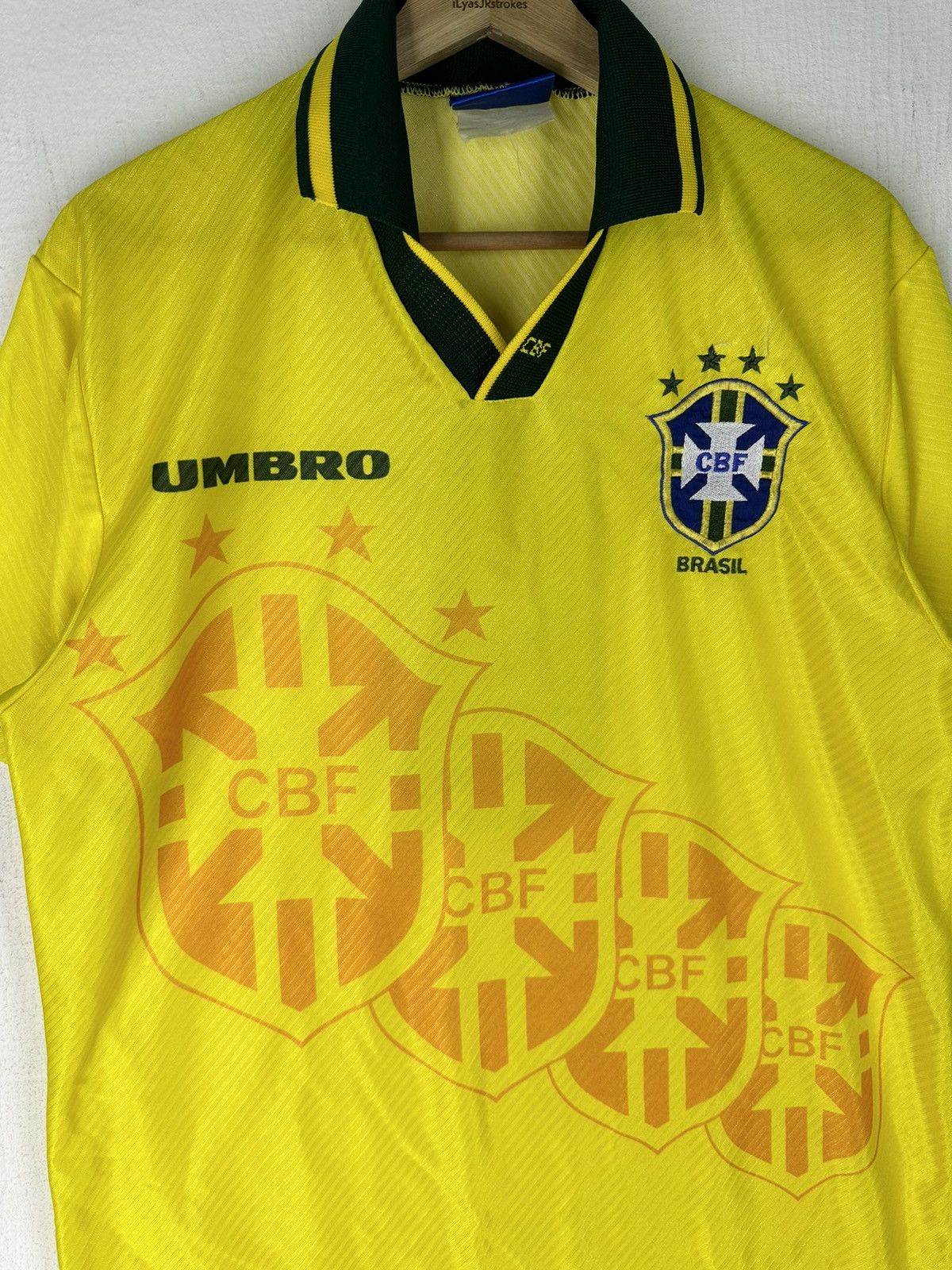 Umbro × Vintage Vtg 90’s Umbro Brasil Home Number 8 Dunga National Jersey Size US M / EU 48-50 / 2 - 4 Thumbnail