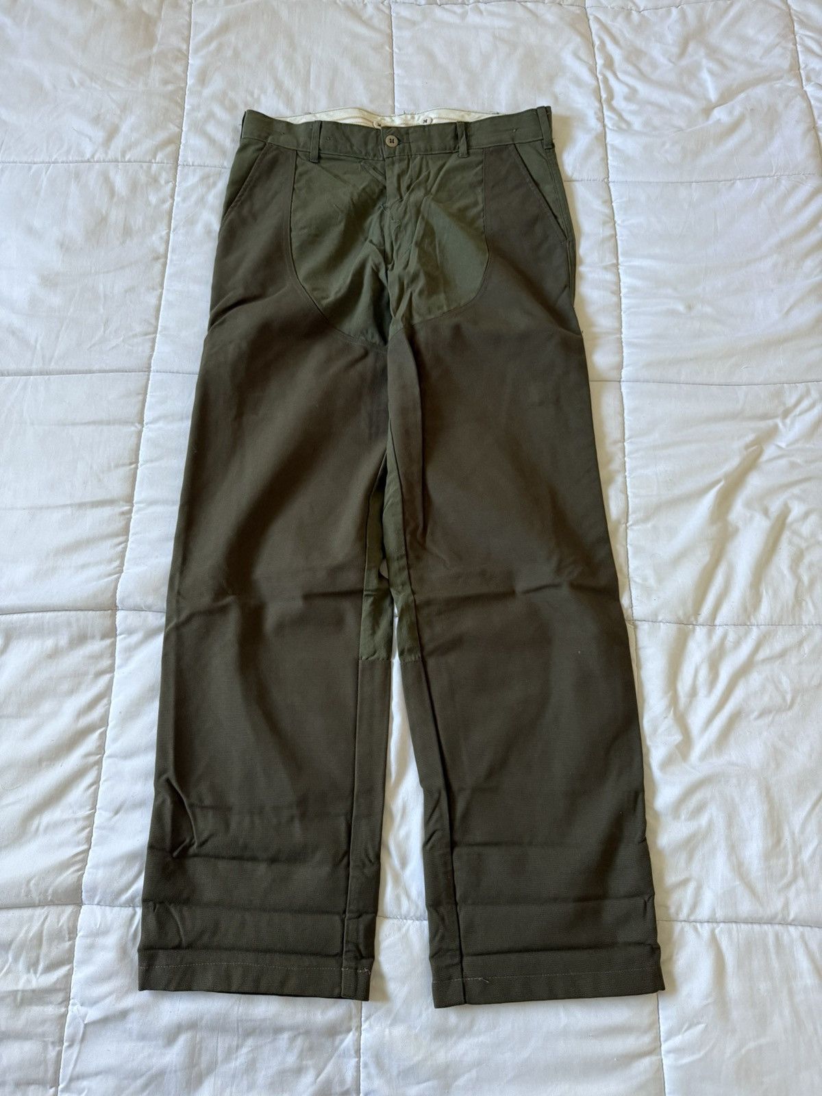 L.L. Bean L.L. Bean Men's Dark Green Cargo Pants Size US 34 / EU 50 - 1 Thumbnail