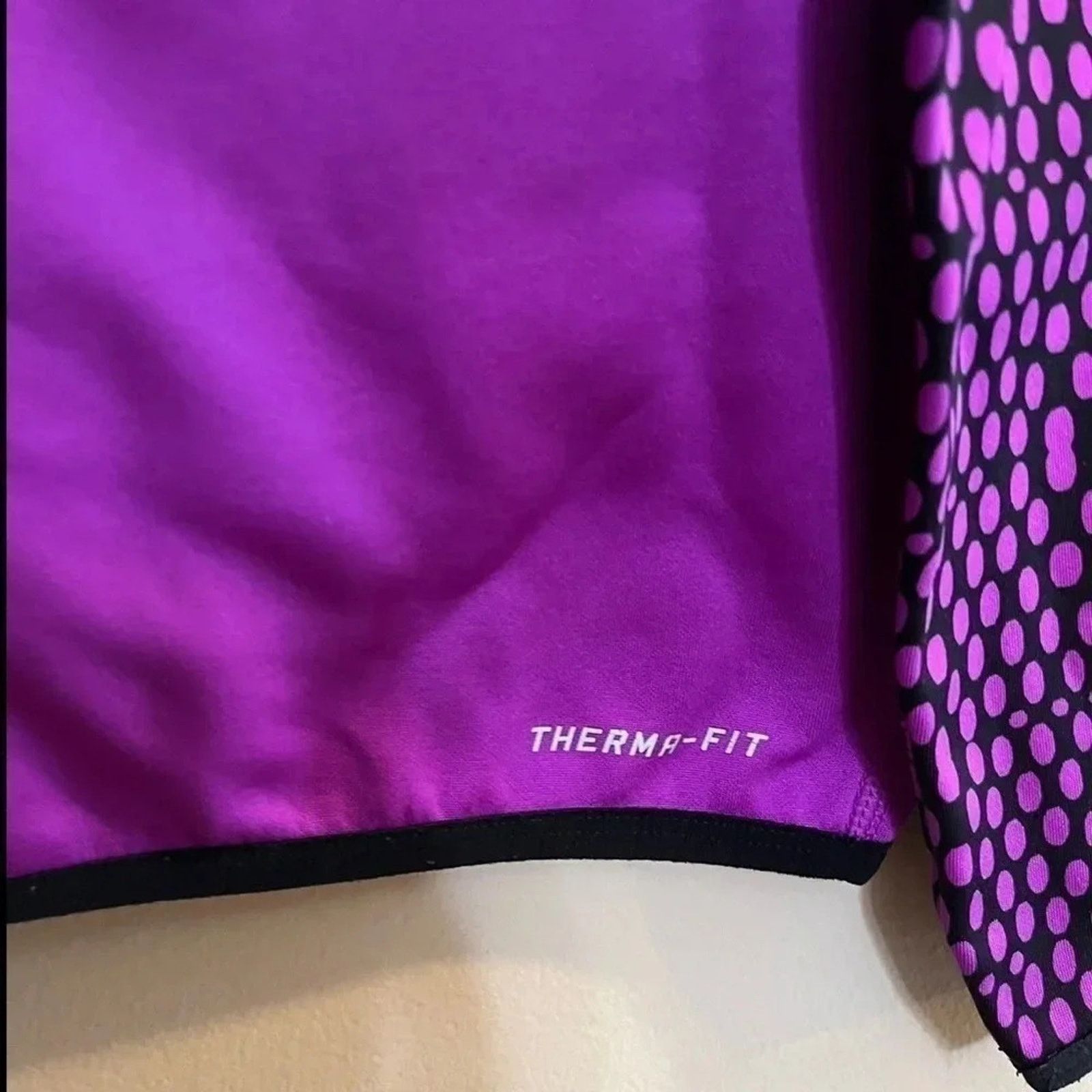 Nike Nike Women’s Therma-fit size Medium M magenta Purple hoodie Size M / US 6-8 / IT 42-44 - 9 Thumbnail