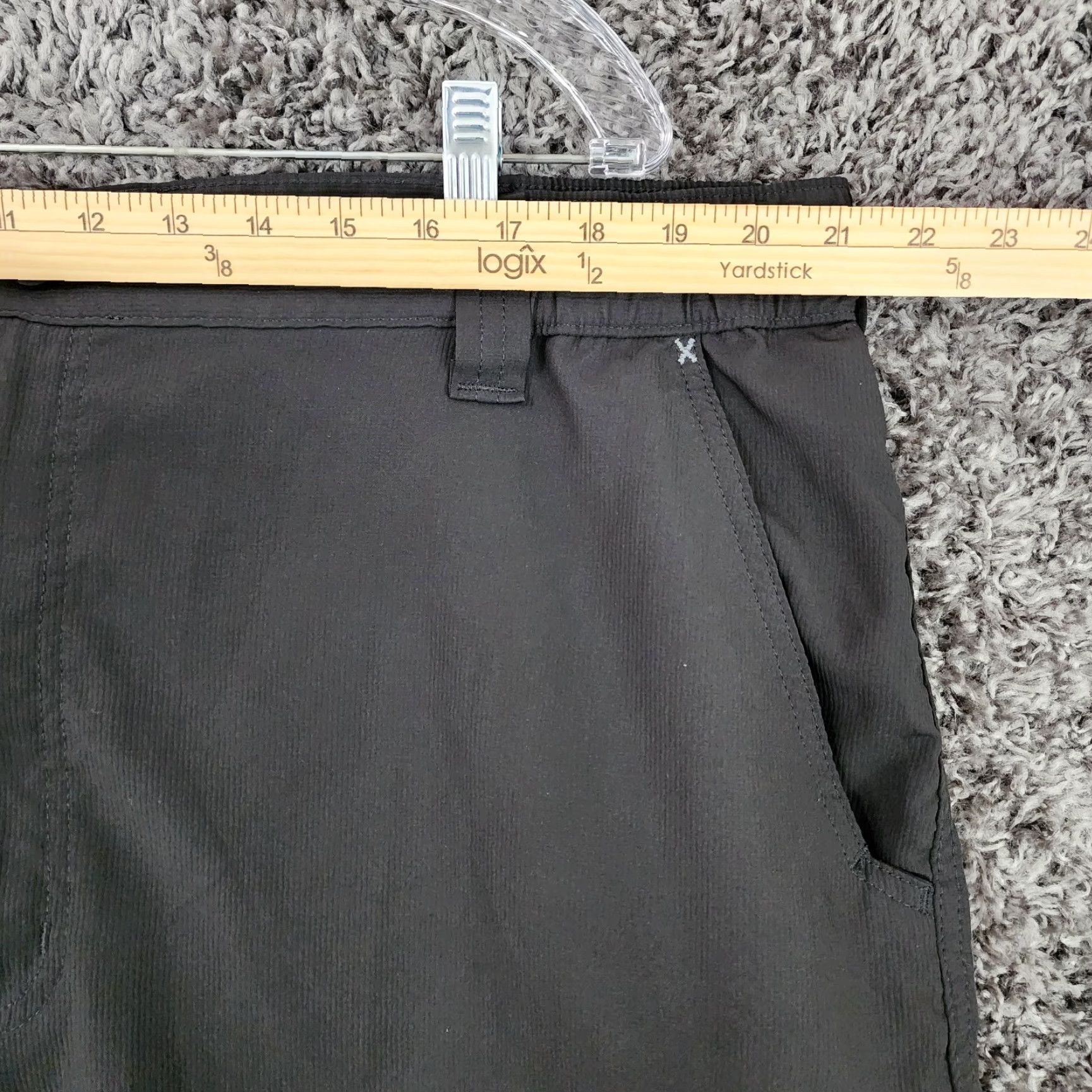Wrangler Wrangler Authentics Mens Black Chino Shorts 100% Polyester Elastic Waist Size 42 Size US 42 / EU 58 - 3 Thumbnail