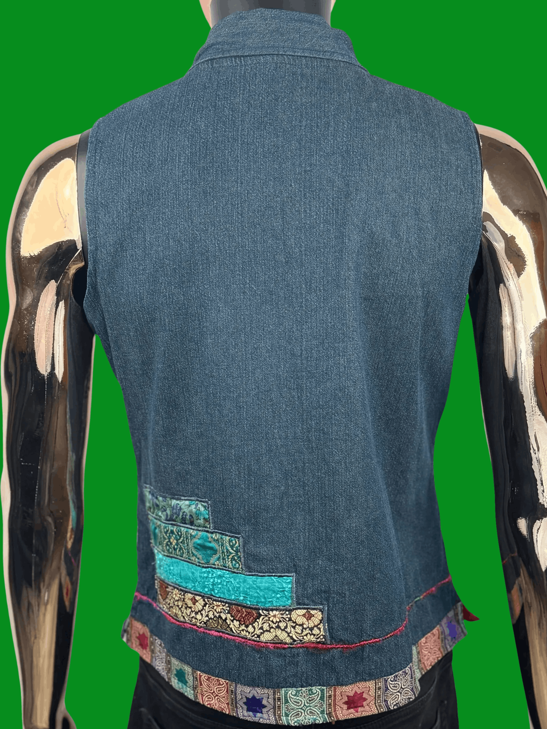 Coldwater Creek VTG Coldwater Creek Denim Vest w/ Brocade Patch & Embroidery Size M / US 6-8 / IT 42-44 - 4 Thumbnail