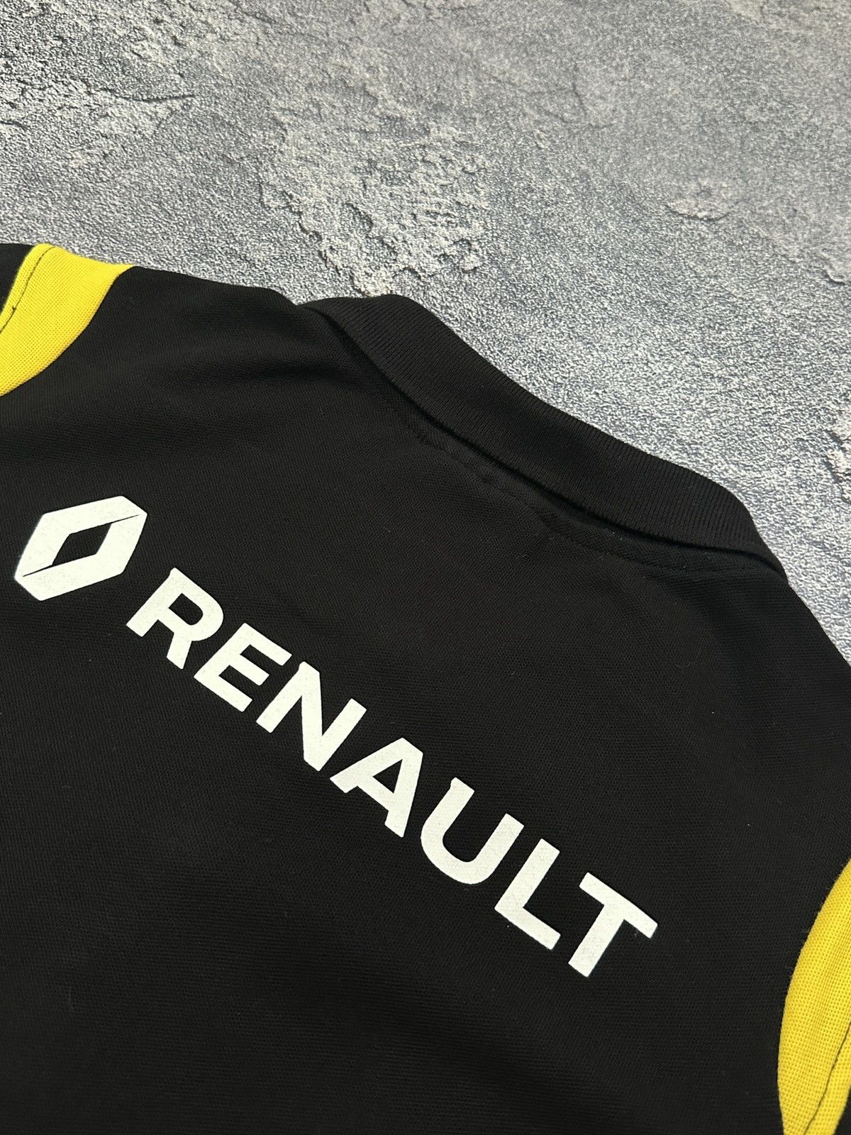 Vintage Formula One Team Infiniti Renault Sport Racing Car Men's S Size US S / EU 44-46 / 1 - 11 Thumbnail