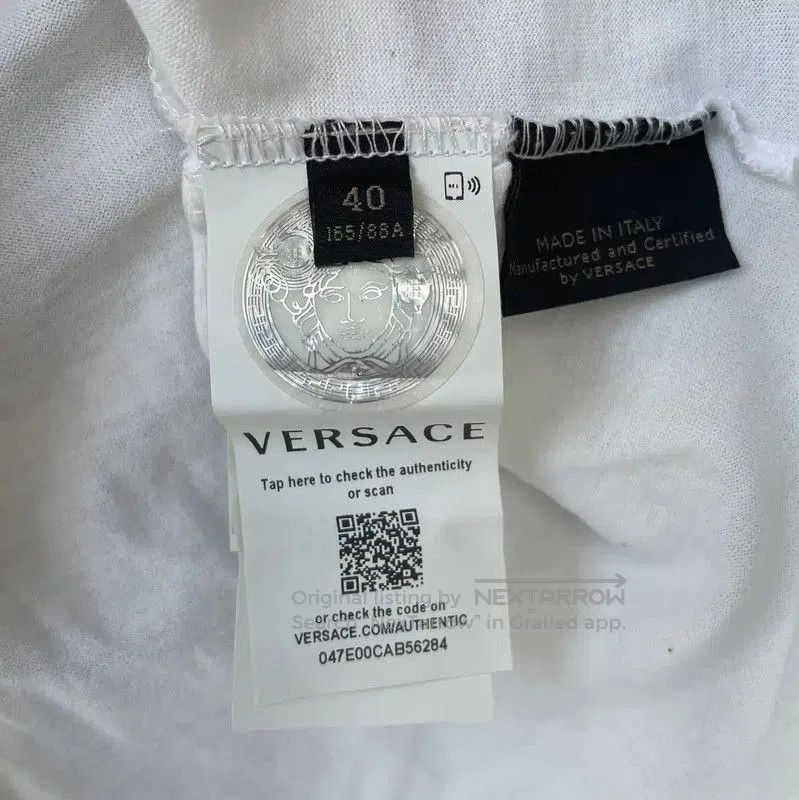 Versace Versace White Cotton Women's T-Shirt with Graphic . Size S / US 4 / IT 40 - 5 Thumbnail