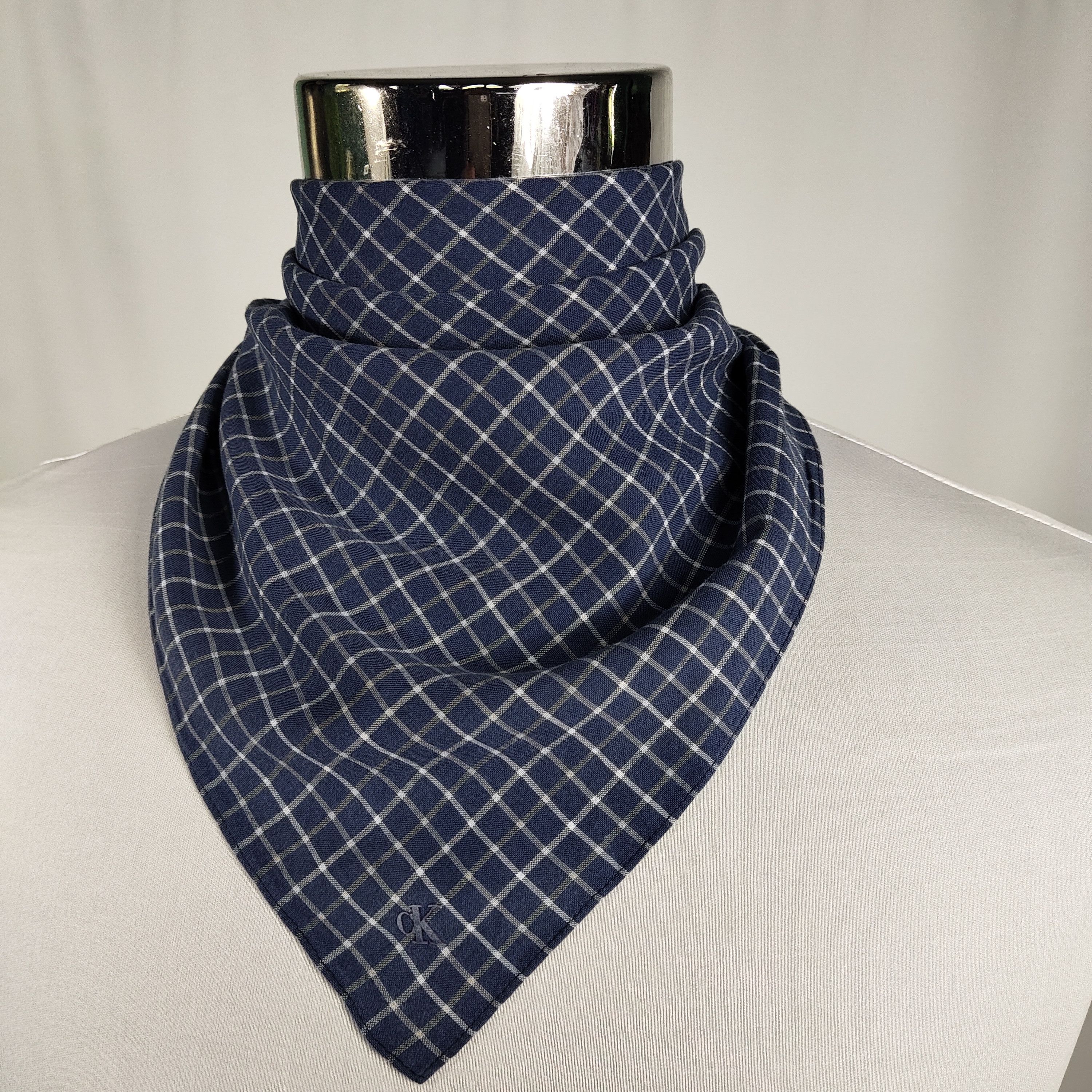 Calvin Klein × Vintage Calvin Klein Handkerchief / Neckerchief / Bandana FZ150 Size ONE SIZE - 1 Thumbnail