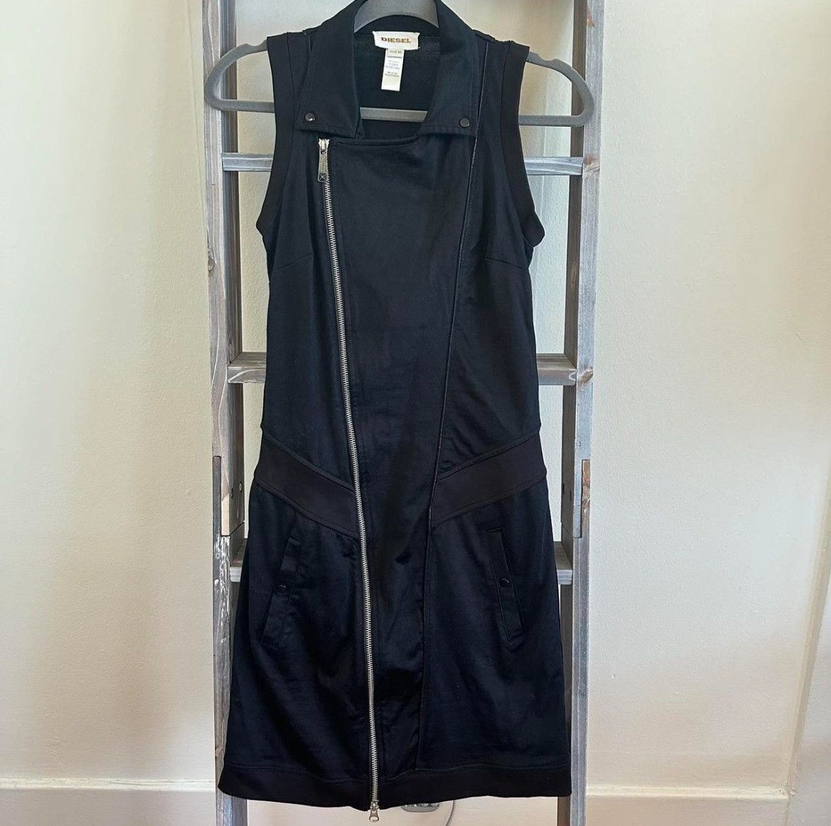 Diesel Diesel Asymmetrical Zip Dress Size M / US 6-8 / IT 42-44 - 1 Thumbnail