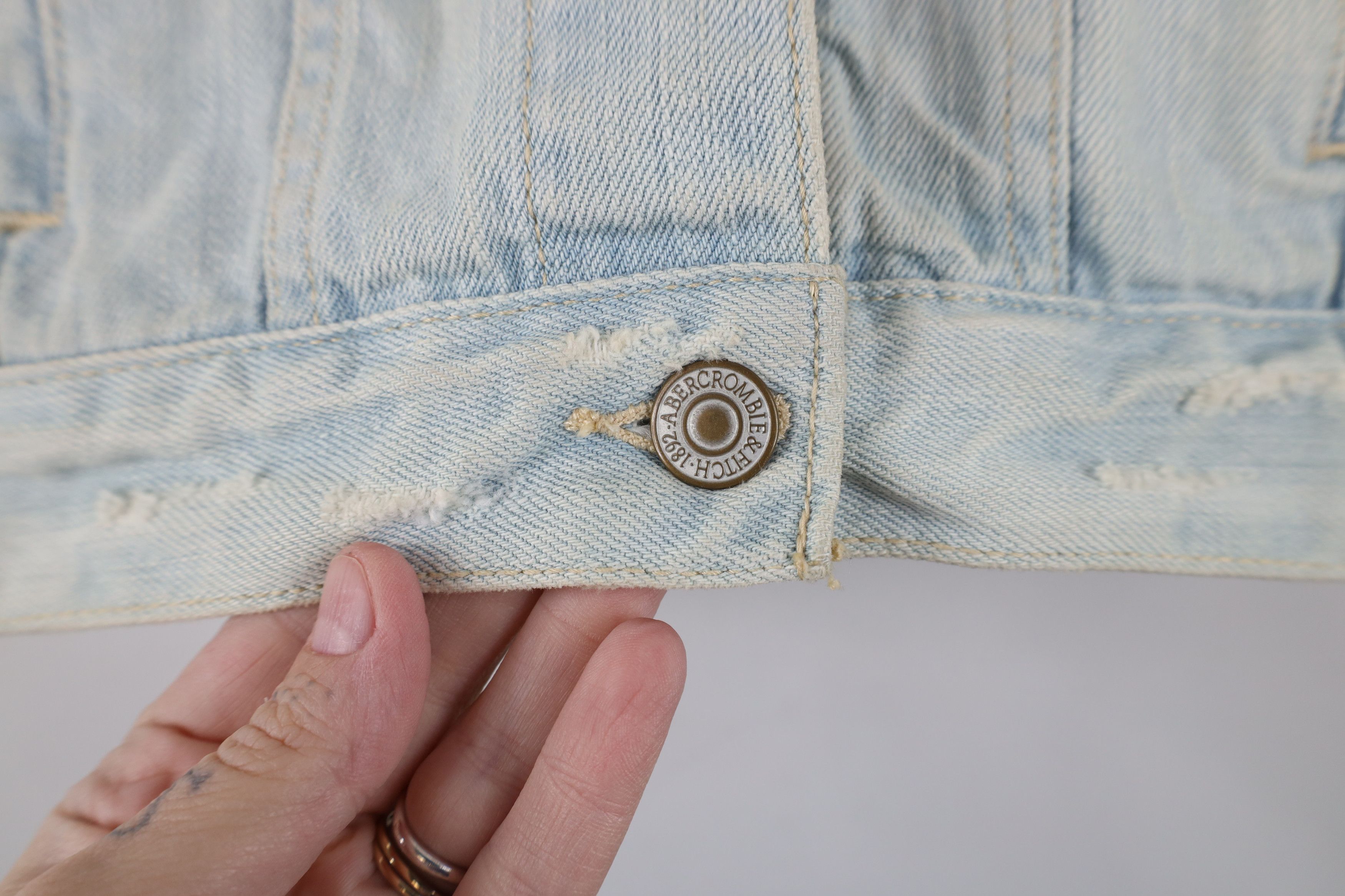 Abercrombie & Fitch Vintage Y2K Abercrombie & Fitch Denim Trucker Vest Jacket Size M / US 6-8 / IT 42-44 - 7 Thumbnail