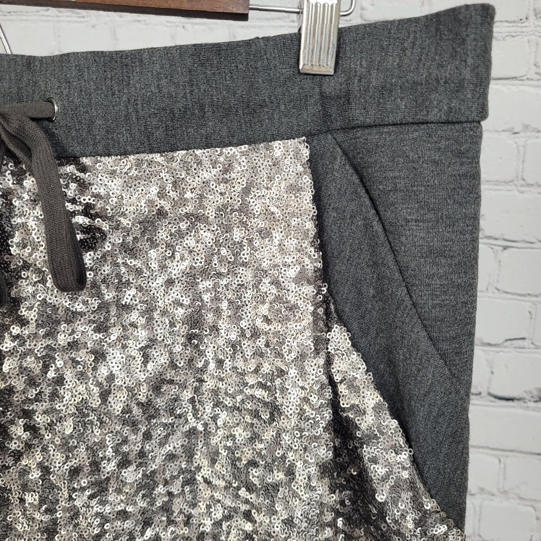 Ann Taylor Ann Taylor Skirt Grey Metallic Sequin Drawstring Mini Large L Womens Size 36" / US 14 / IT 50 - 6 Thumbnail