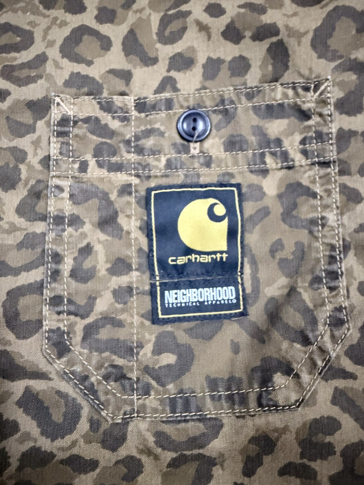 Carhartt × Neighborhood Carhartt Wip X Neighborhood L/S Tracy Leopard Shirt Size US M / EU 48-50 / 2 - 15 Thumbnail
