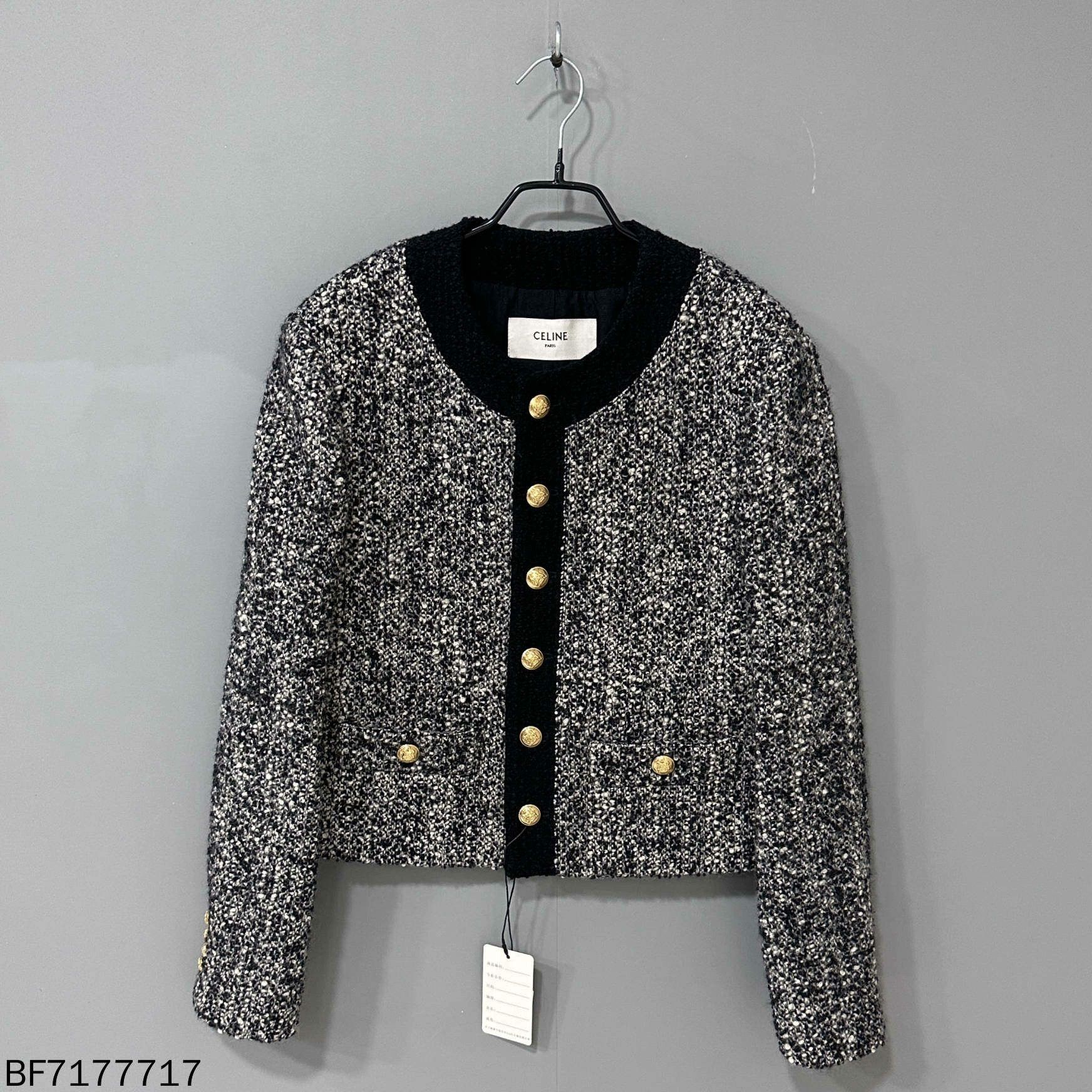 Celine Celine Gold Coat it_36 Women Size XS / US 0-2 / IT 36-38 - 1 Thumbnail