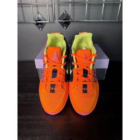 Nike Nike Ja 2 "Poison Dart Frog" (GS) **PRE-OWNED** - Size 7 Size US 7 / EU 40 - 4 Thumbnail