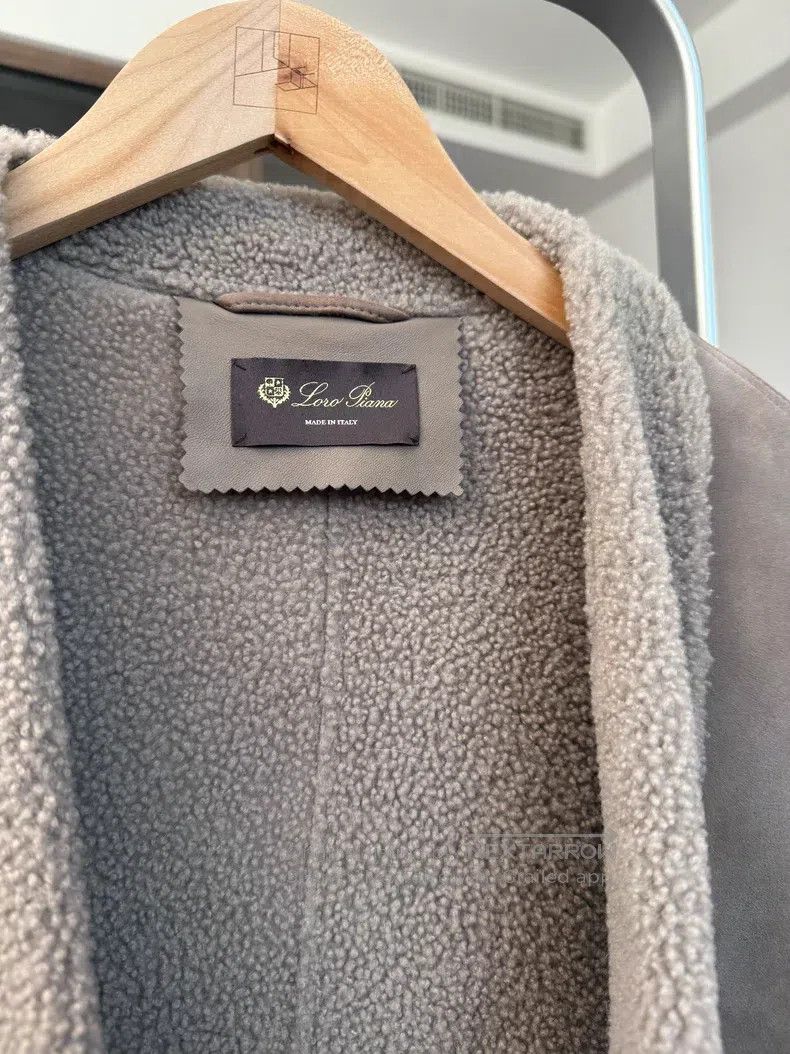 Loro Piana Loro Piana Fur-integrated coat Size US M / EU 48-50 / 2 - 4 Thumbnail